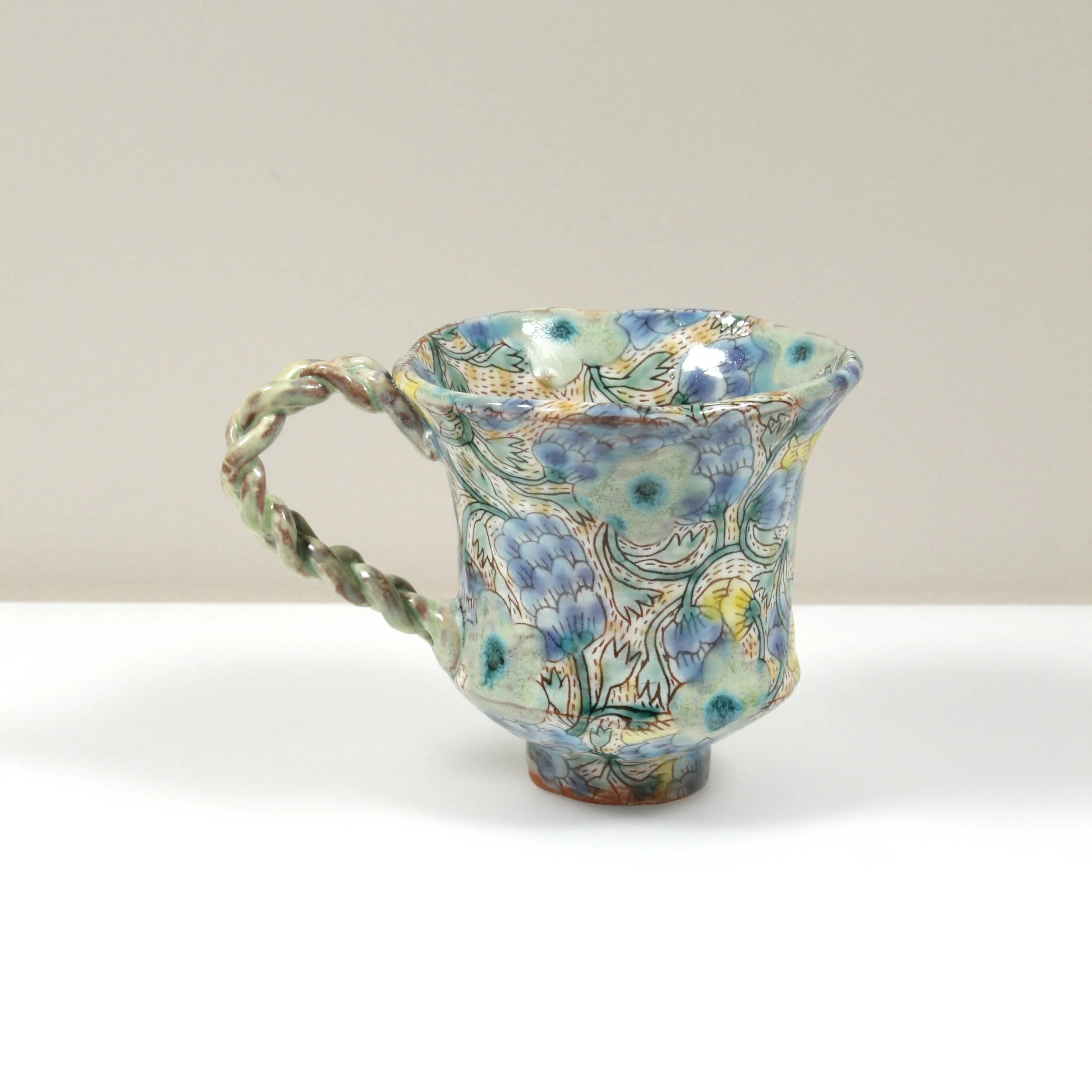 26-footedmug-02b-2500.jpg
