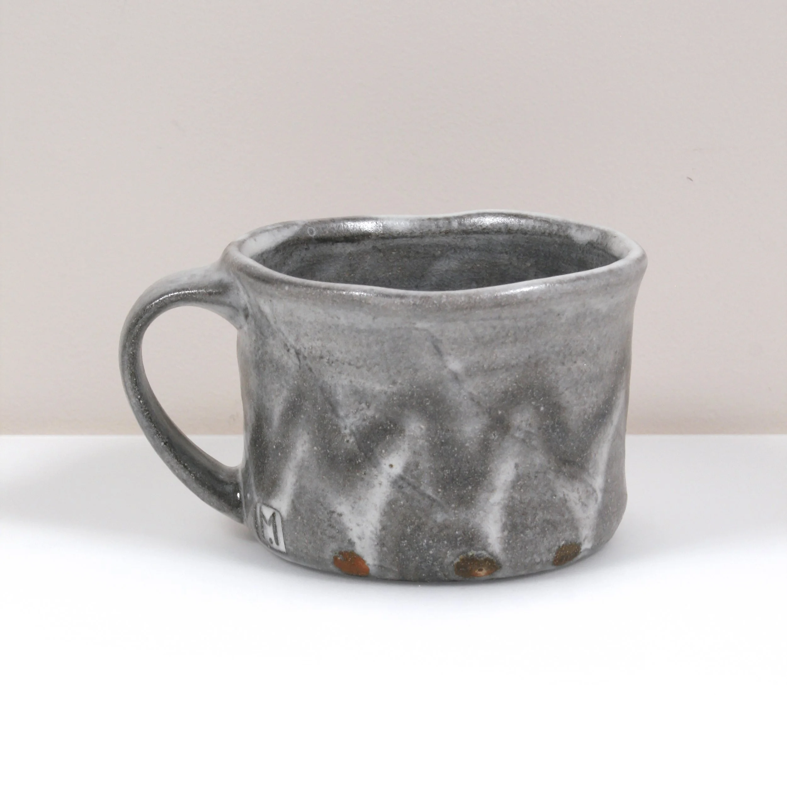 26-mug-03b-2500.jpg