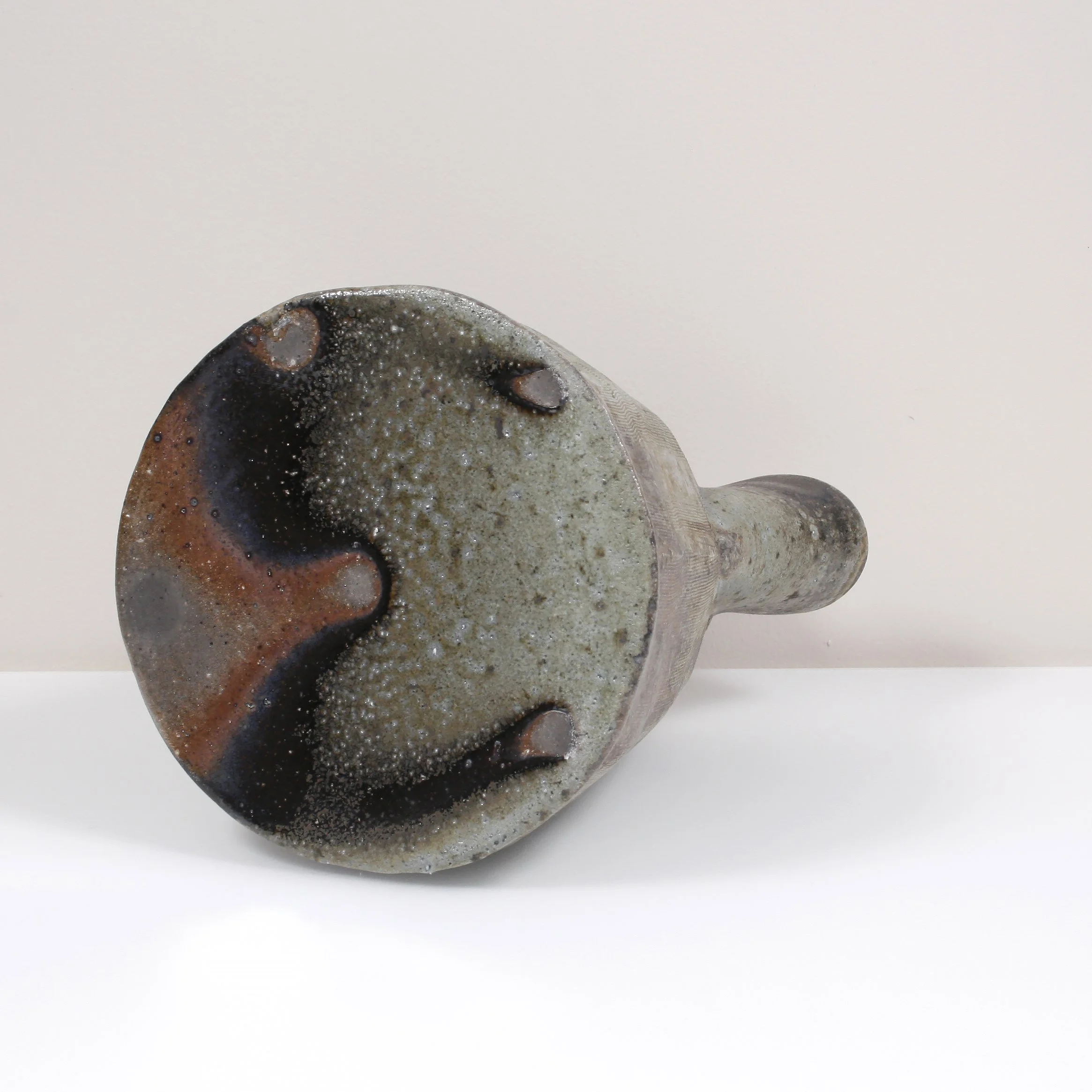 26-pitcher-1d-2500.jpg