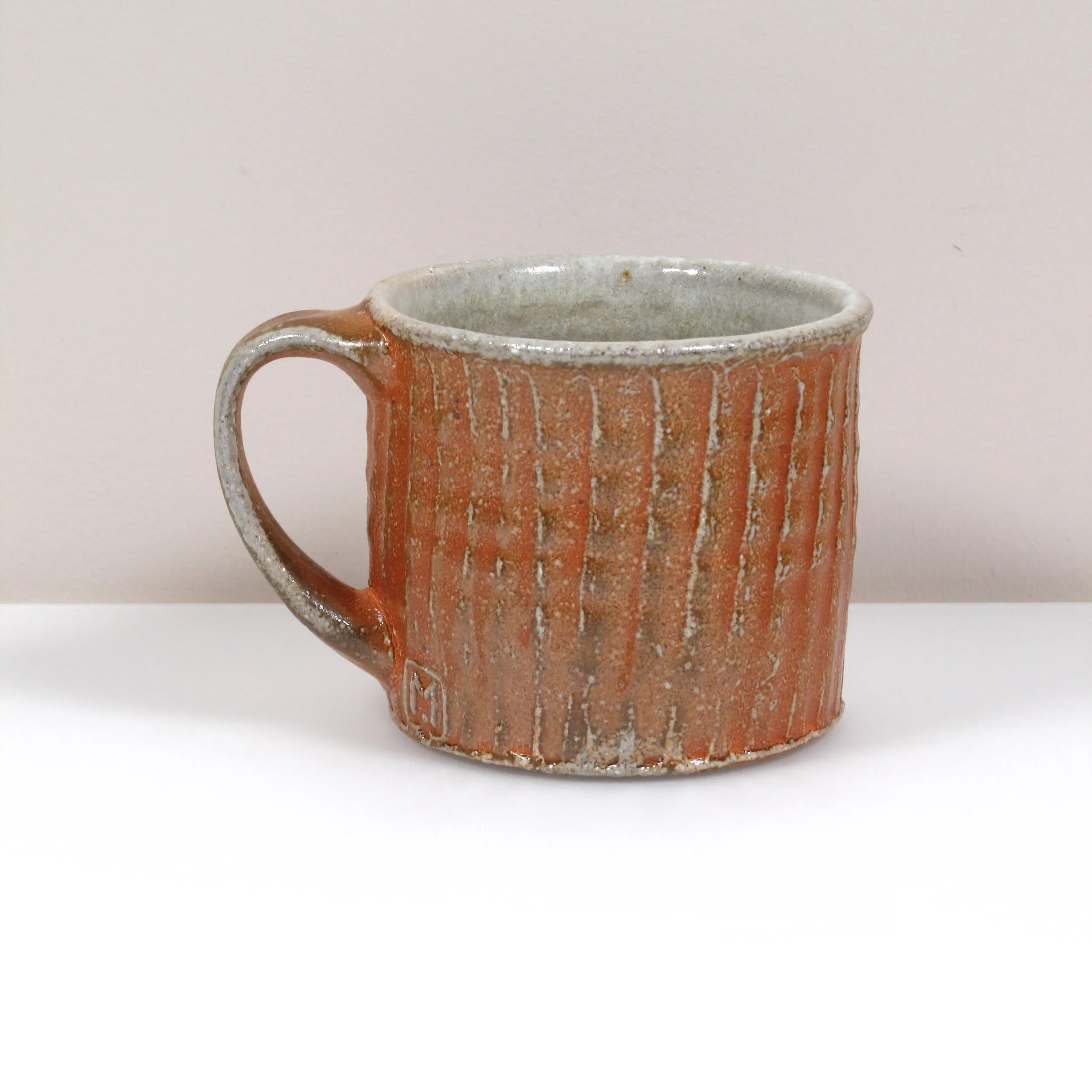 26-mug-01b-2500.jpg