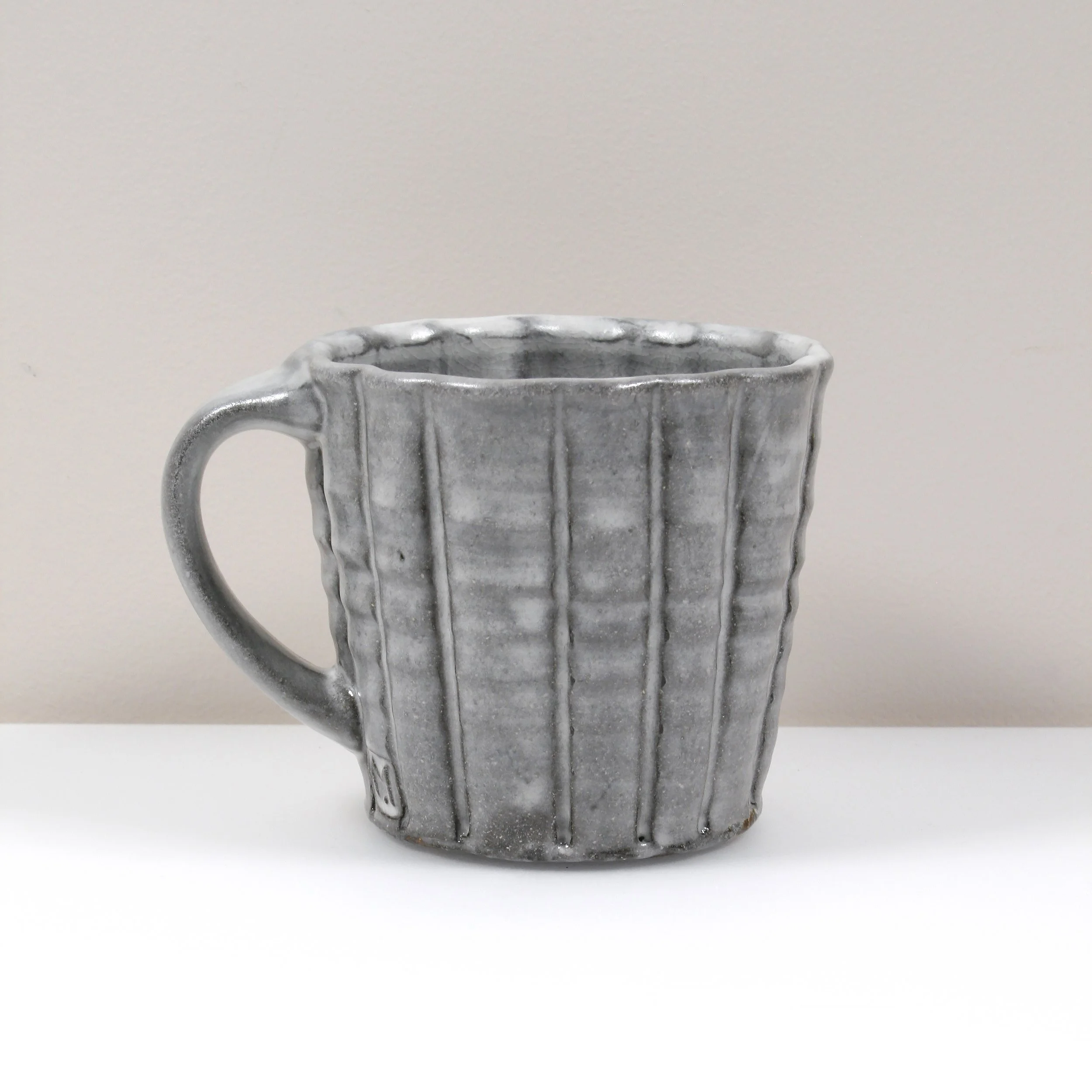 26-mug-13b-2500.jpg
