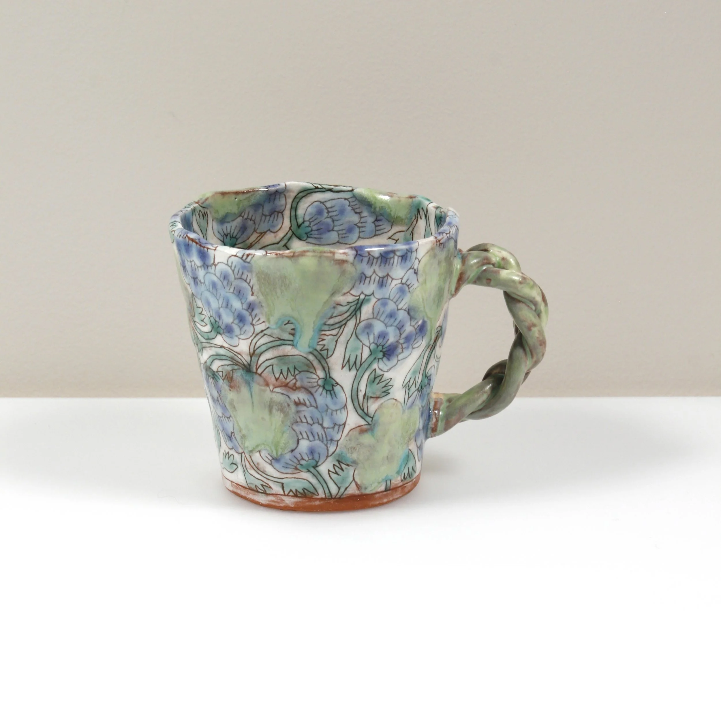 26-mug-02a-2500.jpg