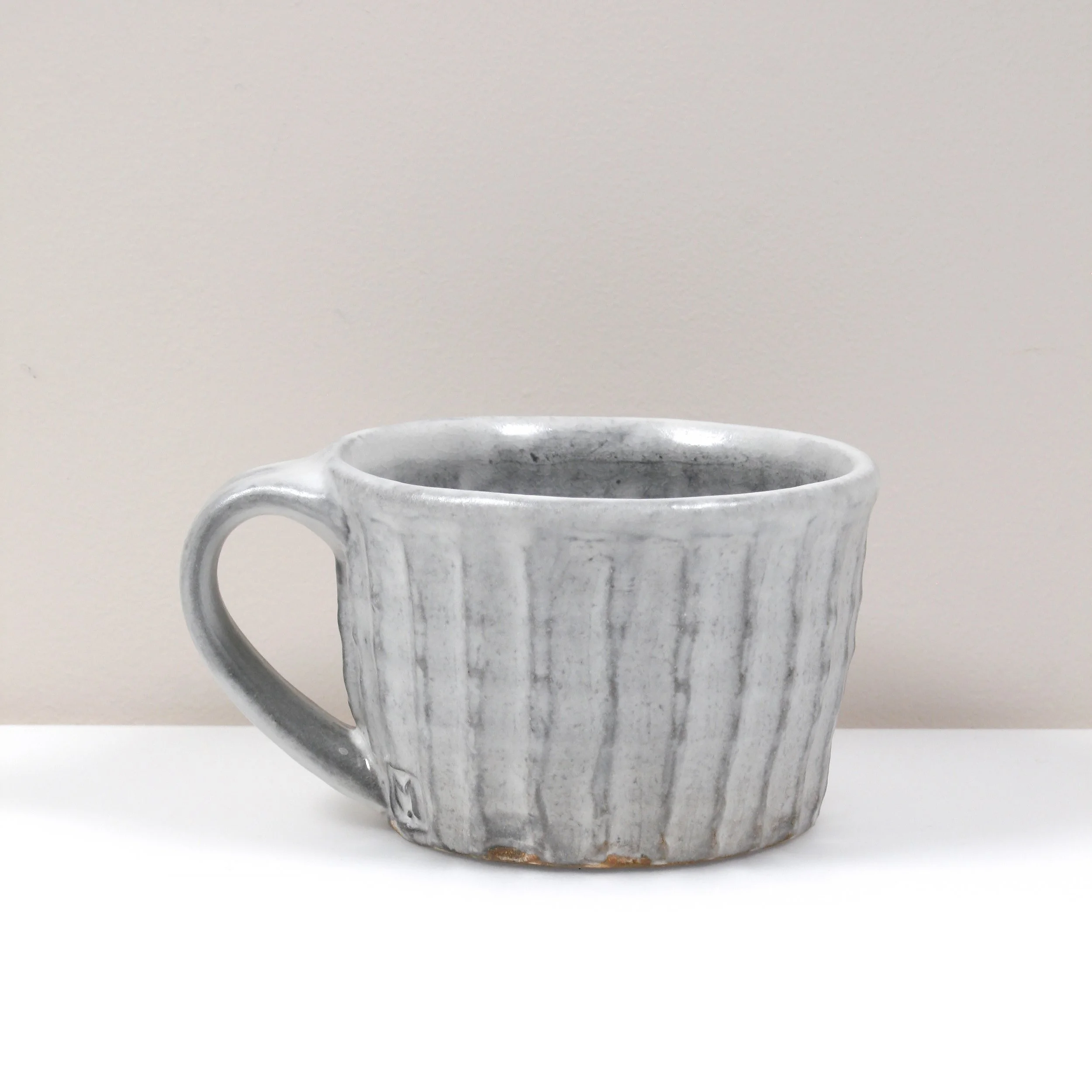 26-mug-17b-2500.jpg