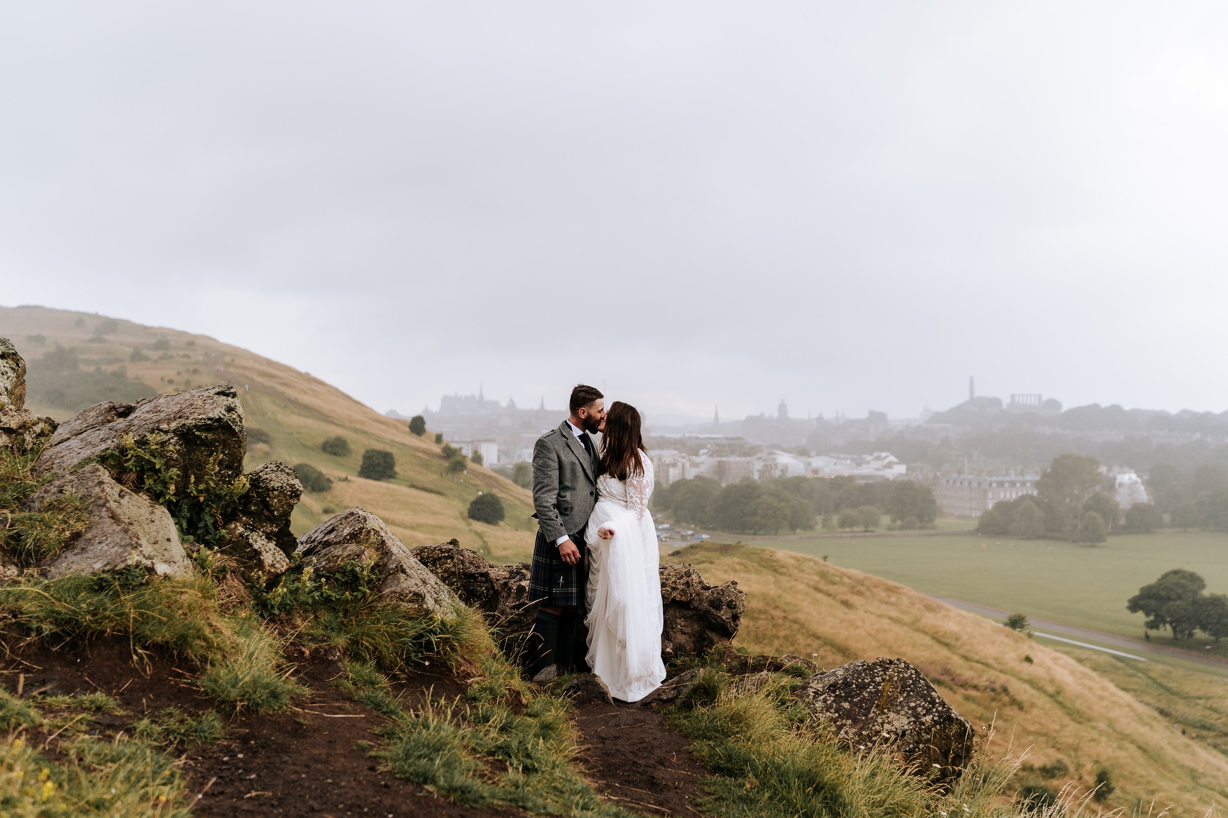 JOYFUL WEDDING PHOTOGRAPHY FOR FUN LOVING COUPLES