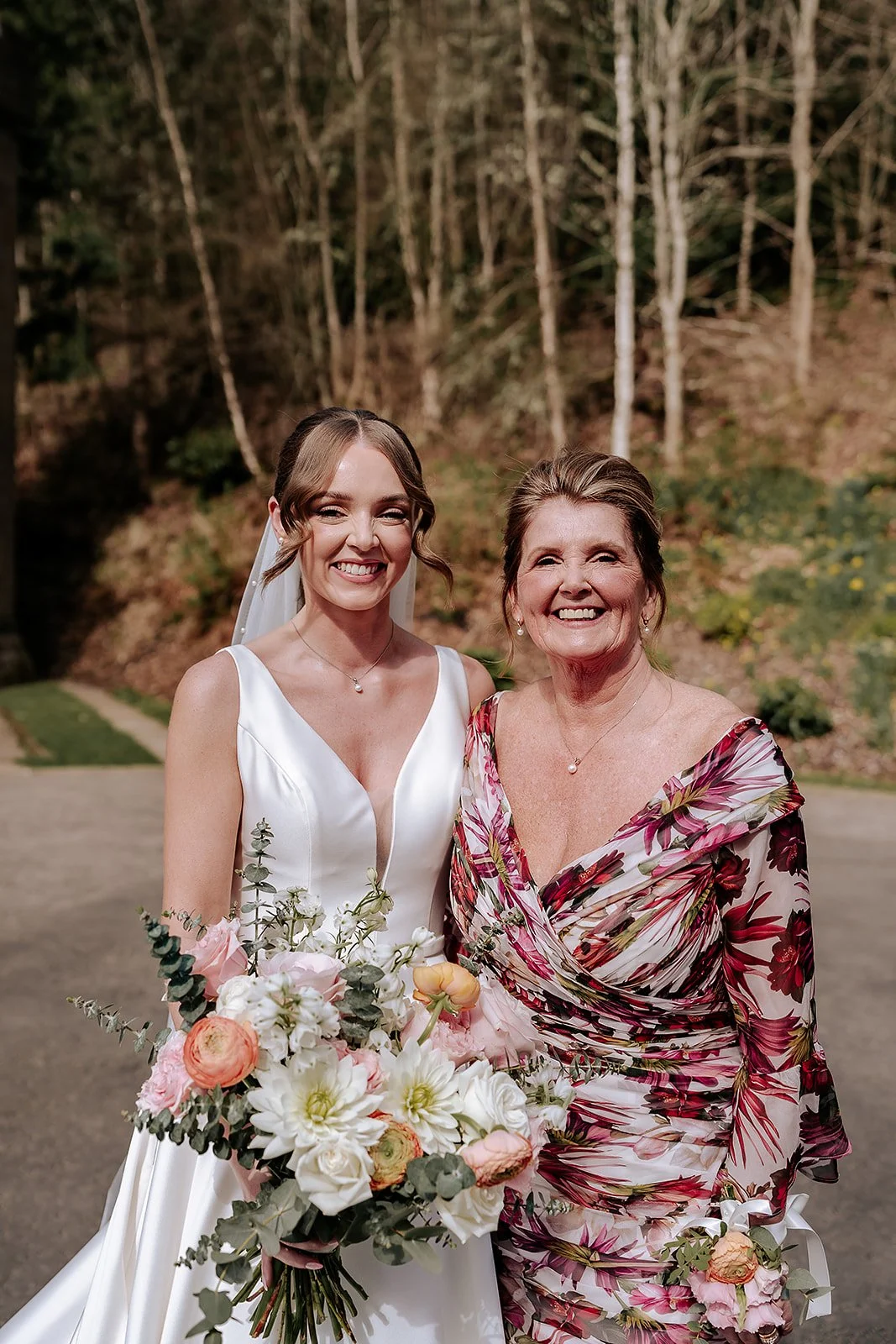 042025Hannah + Ross - Drumtochty Castle - LRP00697.jpg