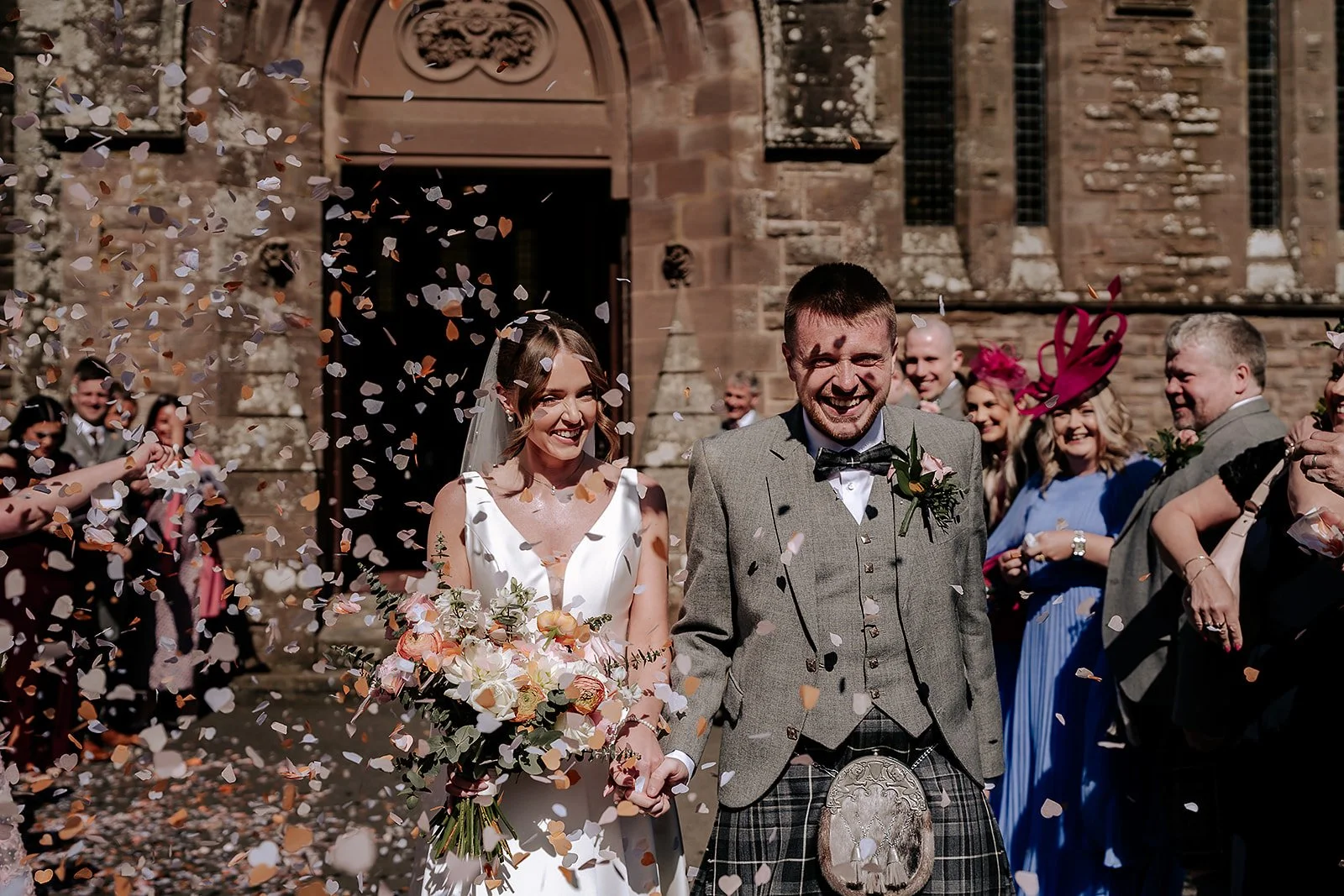042025Hannah + Ross - Drumtochty Castle - LRP01225.jpg