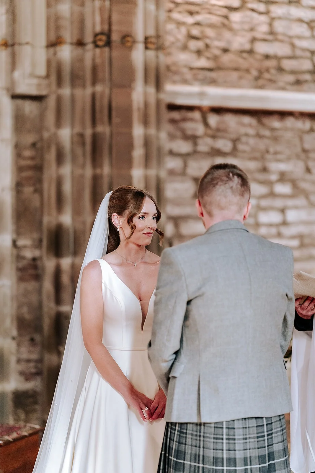 042025Hannah + Ross - Drumtochty Castle - LRP01538.jpg