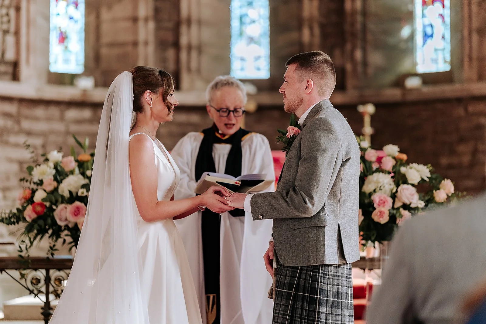 042025Hannah + Ross - Drumtochty Castle - LRP01575.jpg