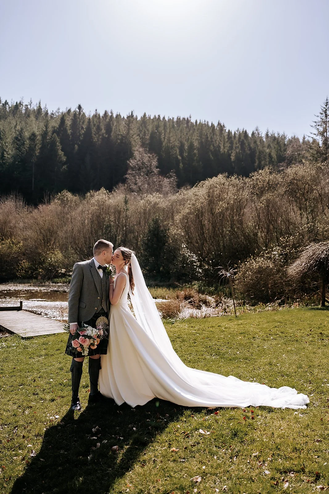 042025Hannah + Ross - Drumtochty Castle - LRP02014.jpg