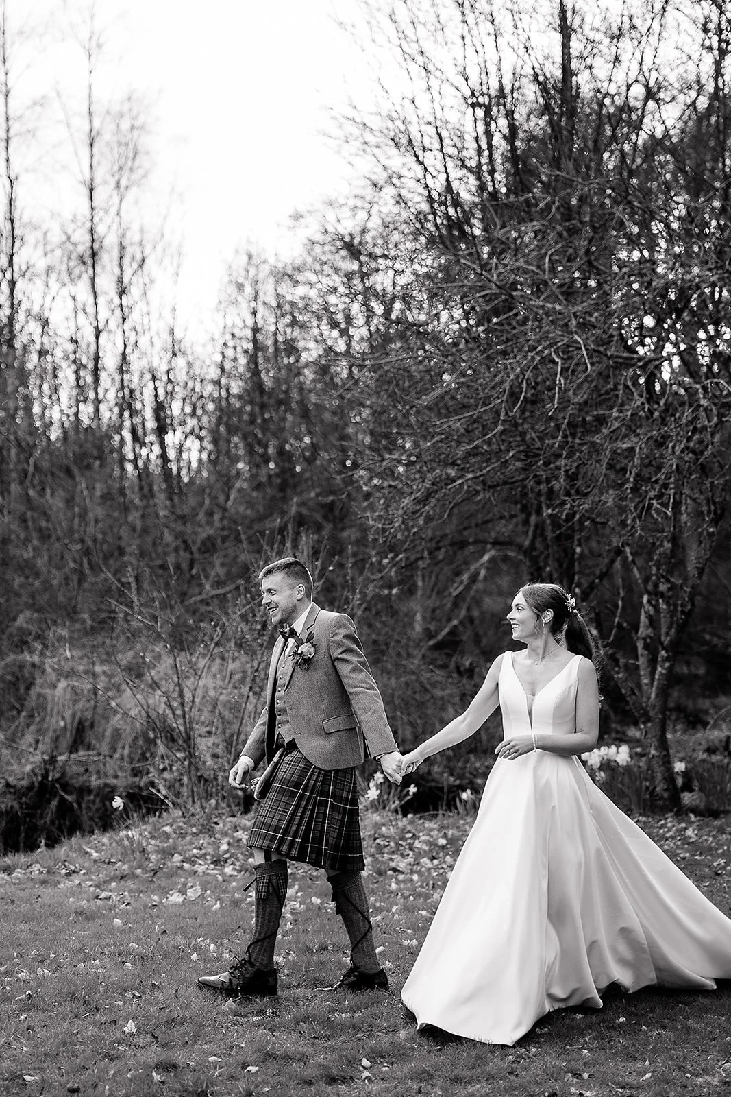 042025Hannah + Ross - Drumtochty Castle - LRP03335.jpg
