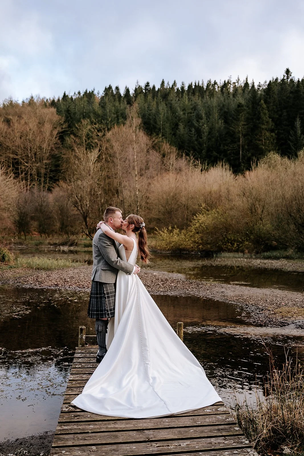 042025Hannah + Ross - Drumtochty Castle - LRP03361.jpg