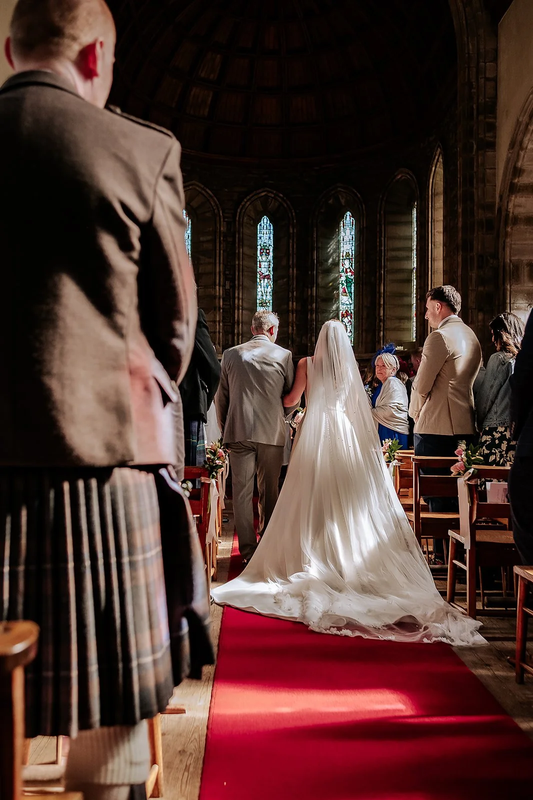 042025Hannah + Ross - Drumtochty Castle - LRP7178.jpg