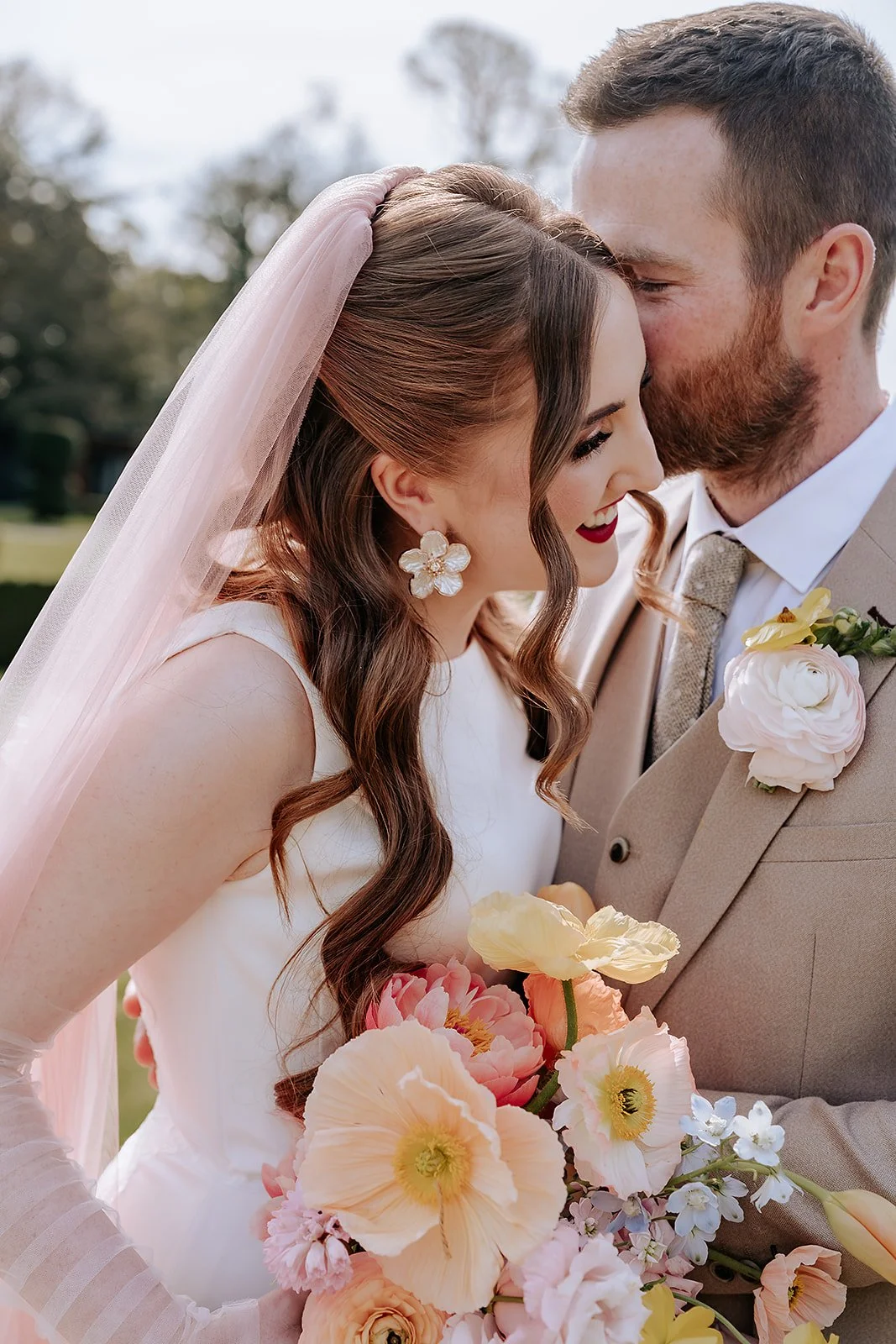 Emma + Rory - Carlowrie Castle - PREVIEWS-56.jpg
