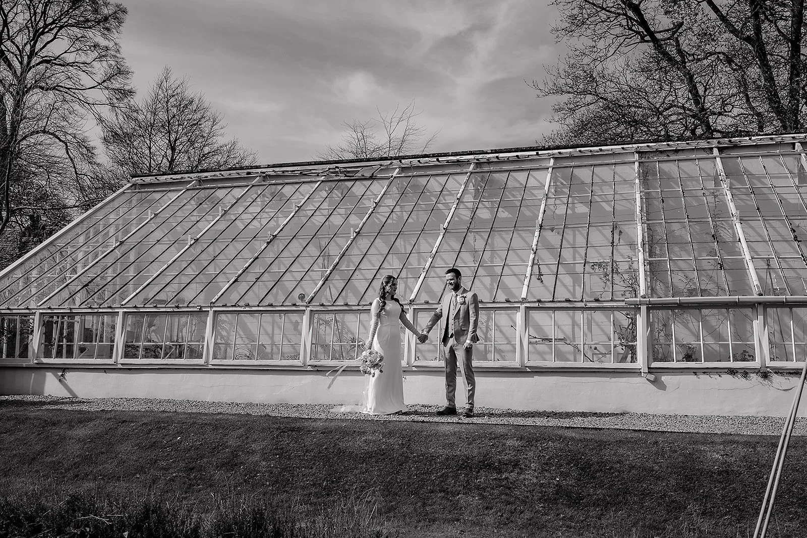Emma + Rory - Carlowrie Castle - PREVIEWS-58.jpg