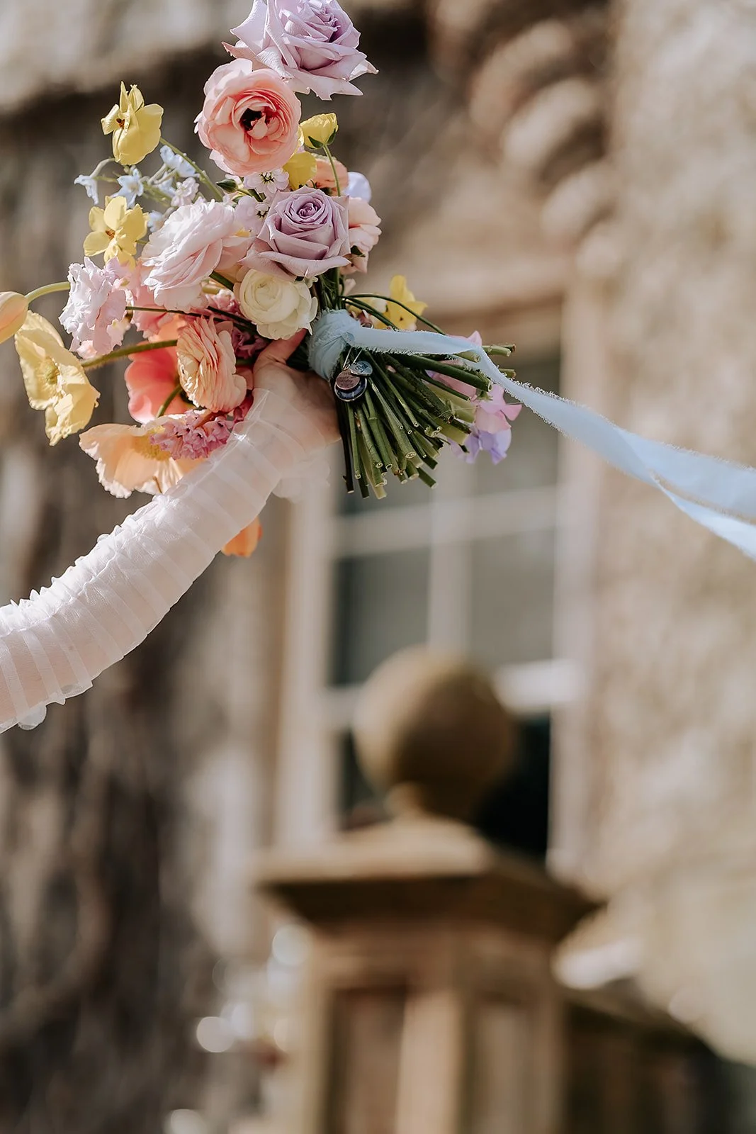 Emma + Rory - Carlowrie Castle - PREVIEWS-72.jpg