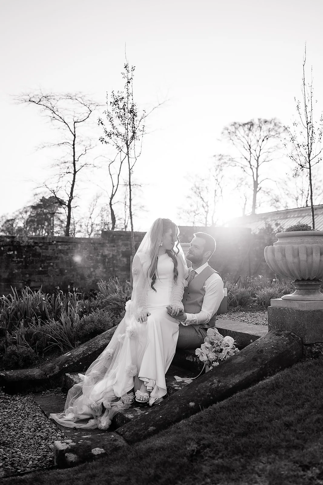 Emma + Rory - Carlowrie Castle - PREVIEWS-119.jpg