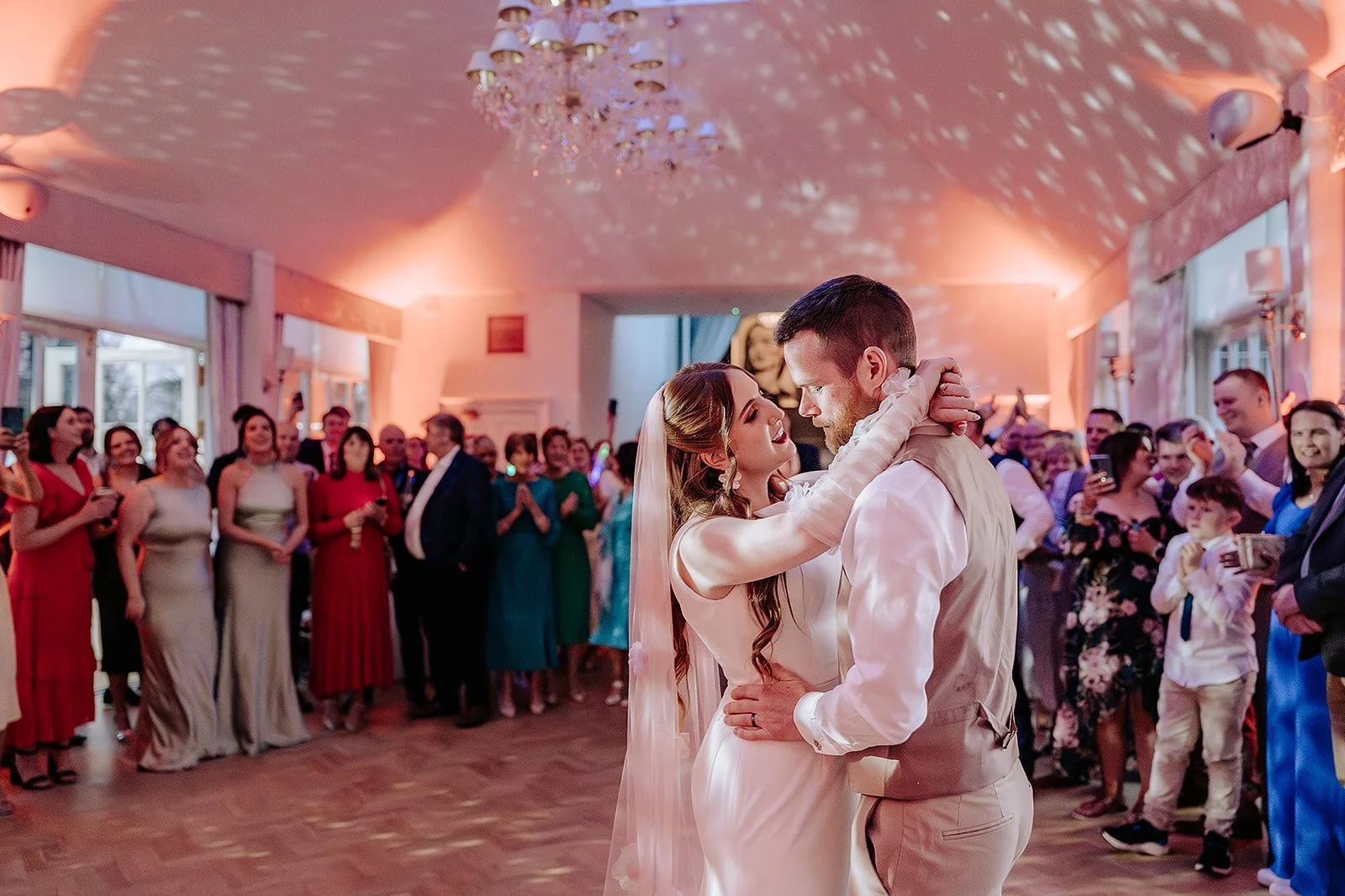 Emma + Rory - Carlowrie Castle - PREVIEWS-133.jpg