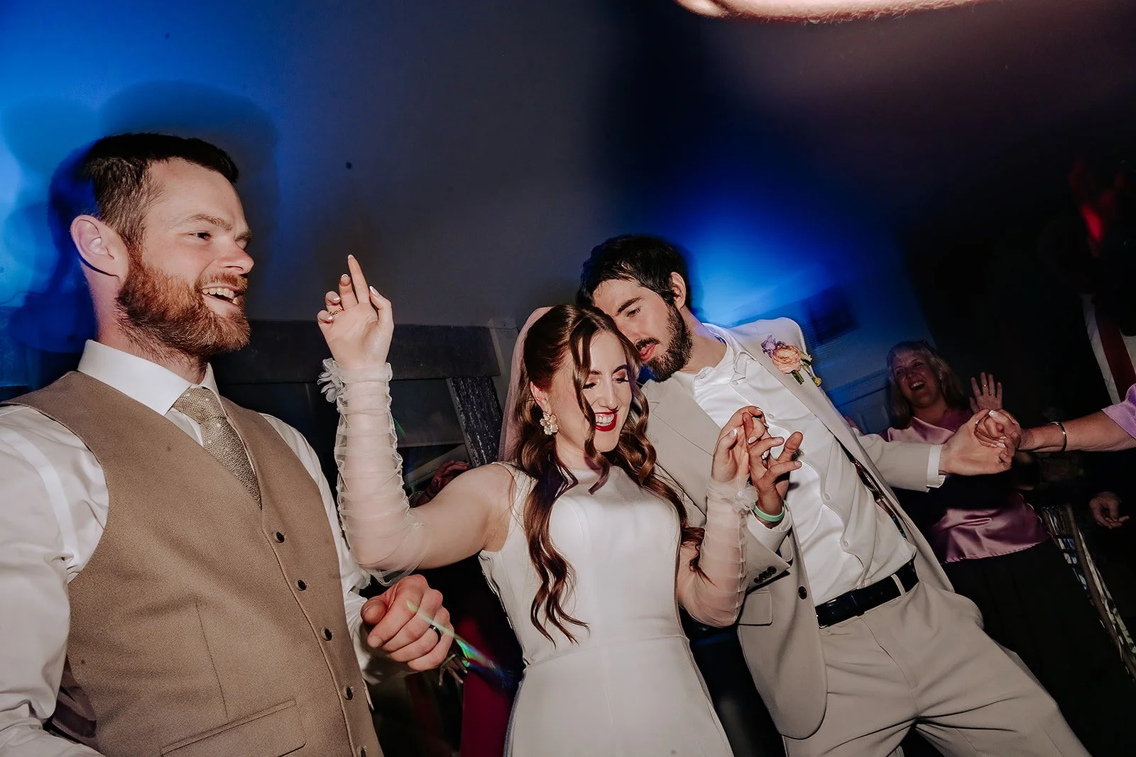 Emma + Rory - Carlowrie Castle - PREVIEWS-141.jpg