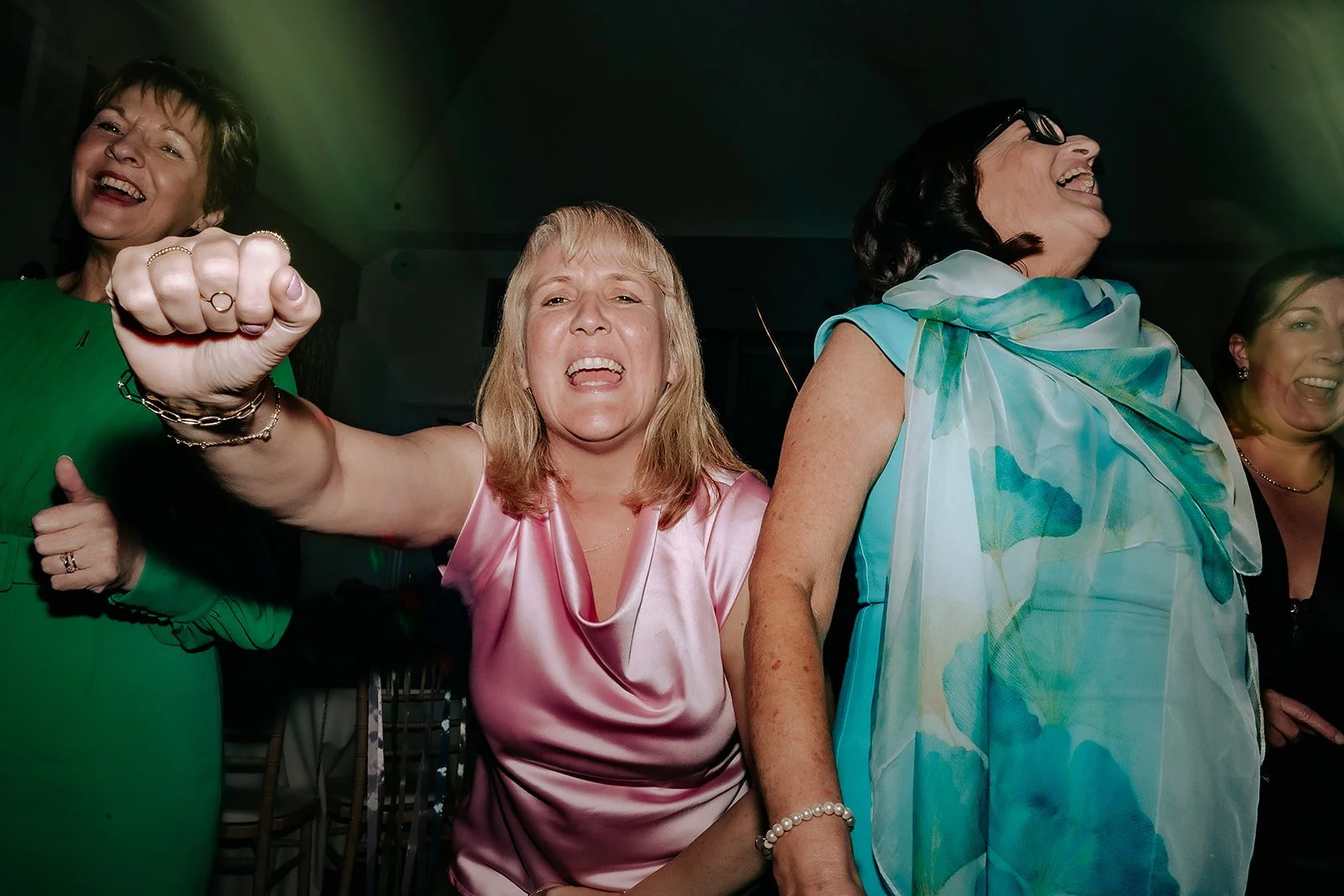 Emma + Rory - Carlowrie Castle - PREVIEWS-147.jpg