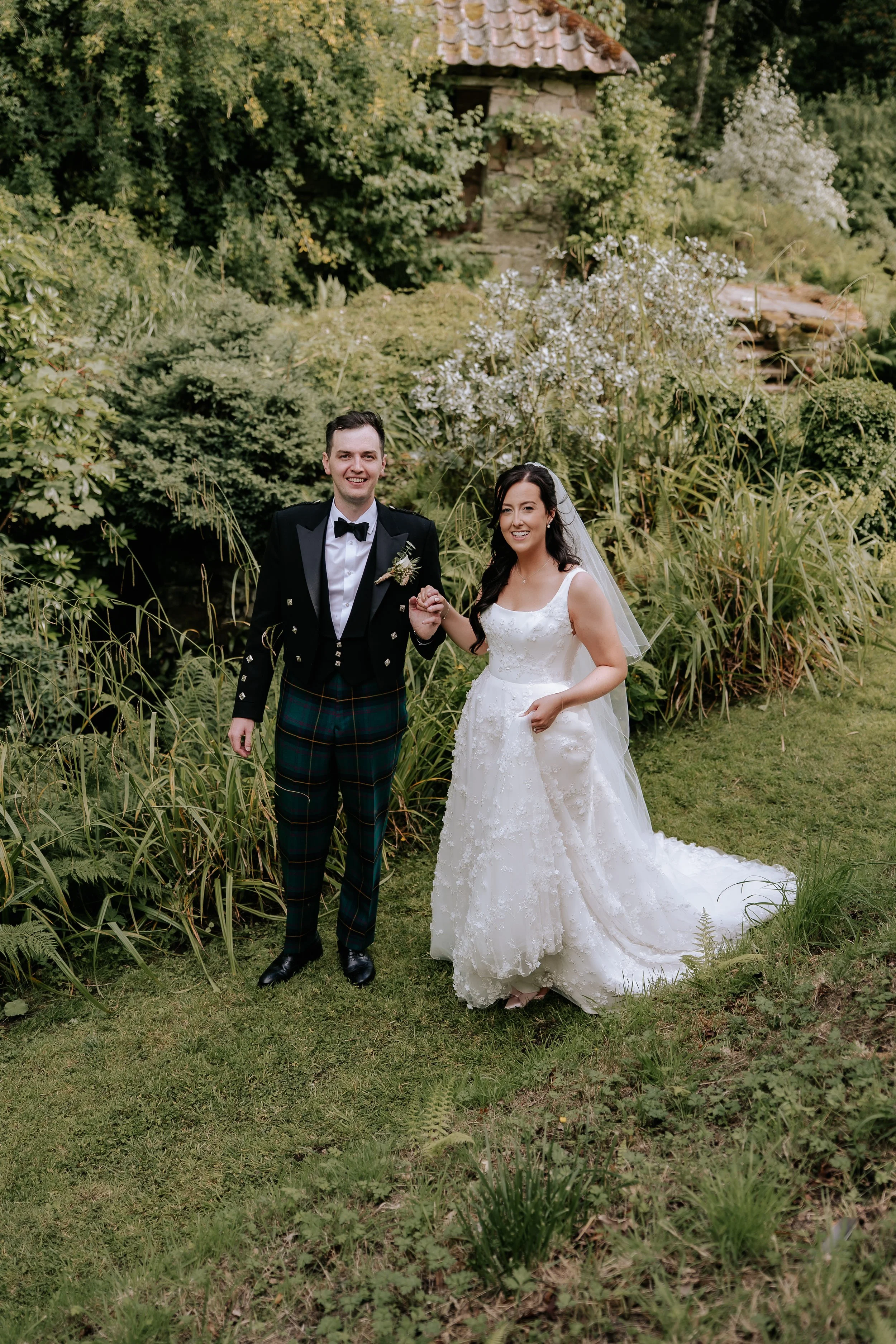 Ciara + Chris - Rossie On The Earn-888.jpg