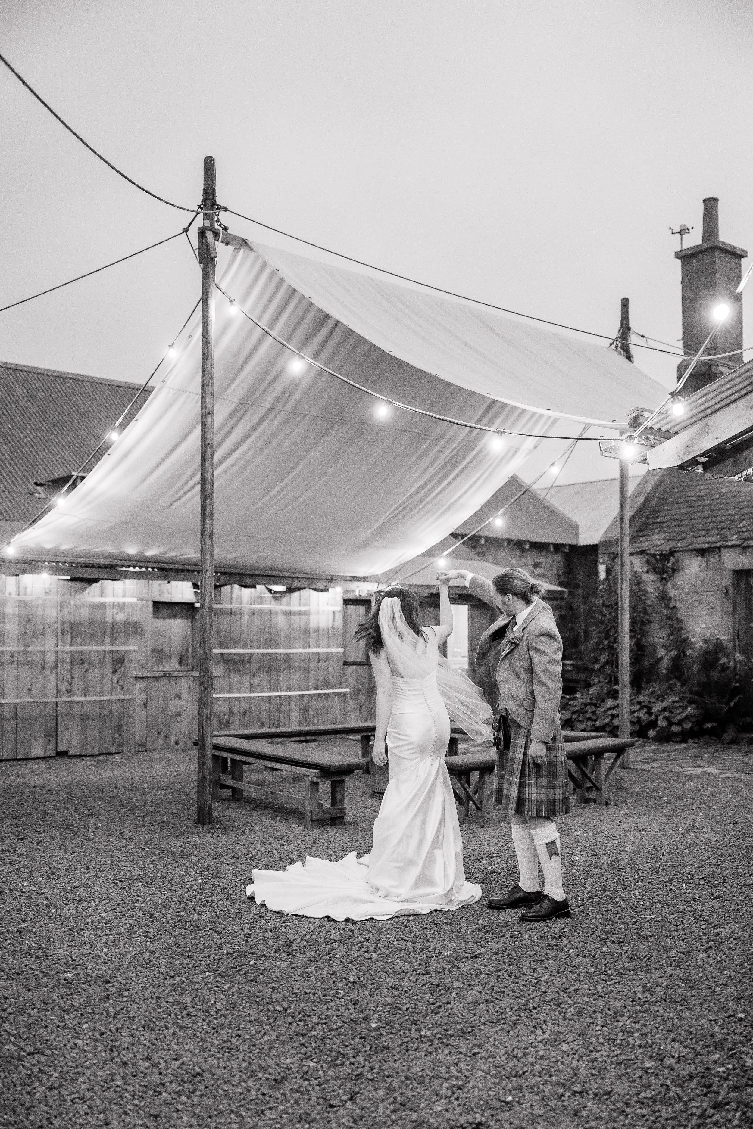 Susannah + Connor - The Free Company-1000.jpg