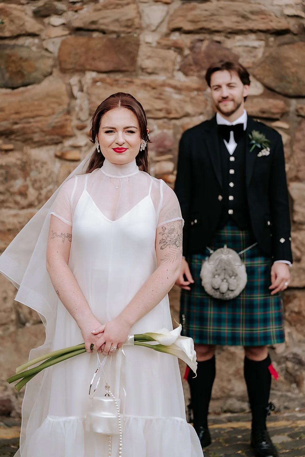 Niamh + Keiran - City Chambers (previews)-40.jpg