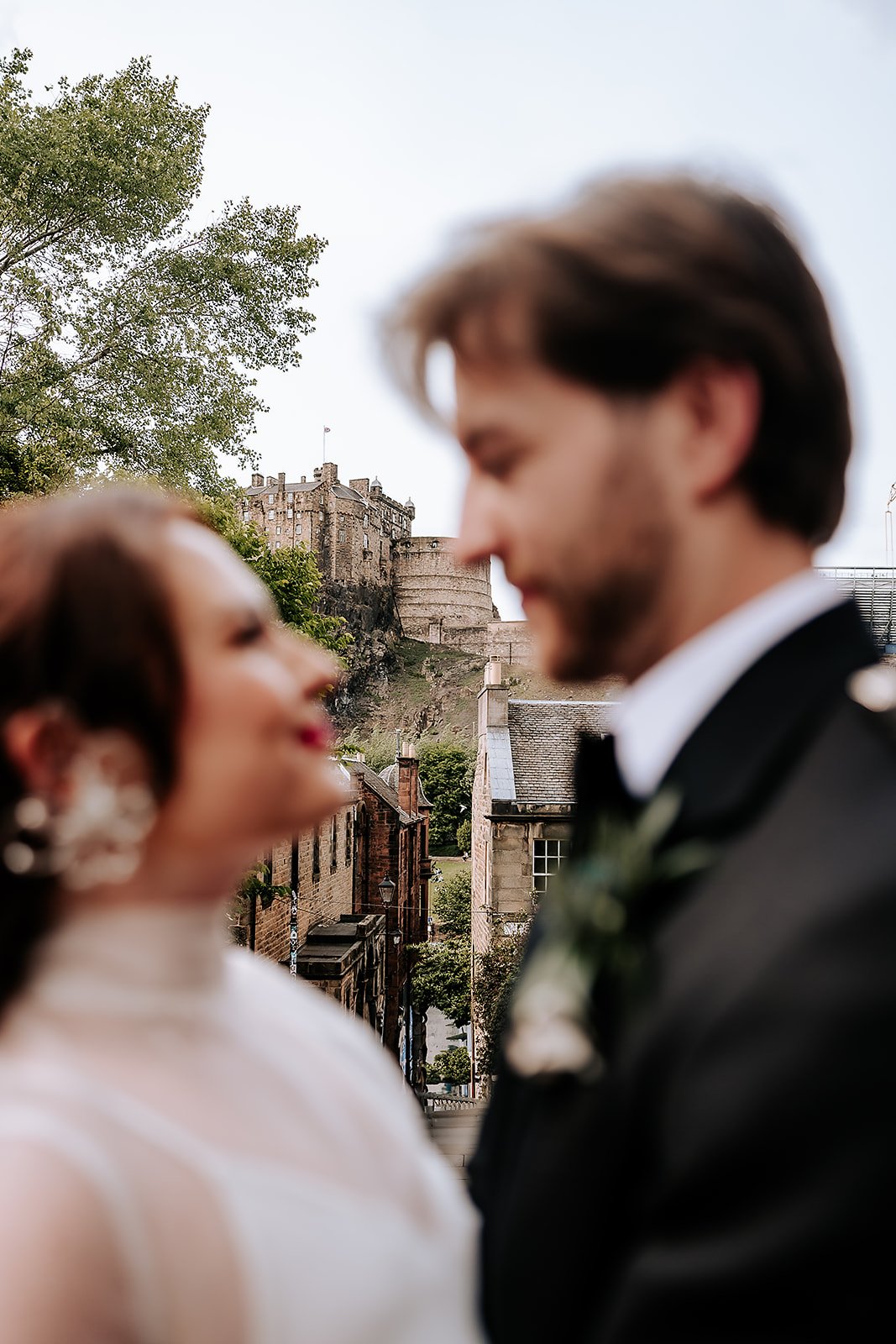 Niamh + Keiran - City Chambers (previews)-43.jpg
