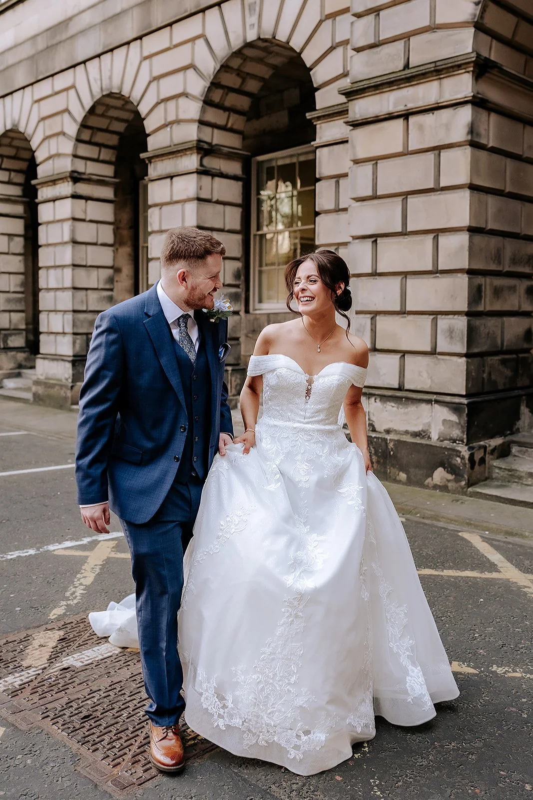 Edinburgh City Chambers wedding by Lou Rob Photo55.jpg