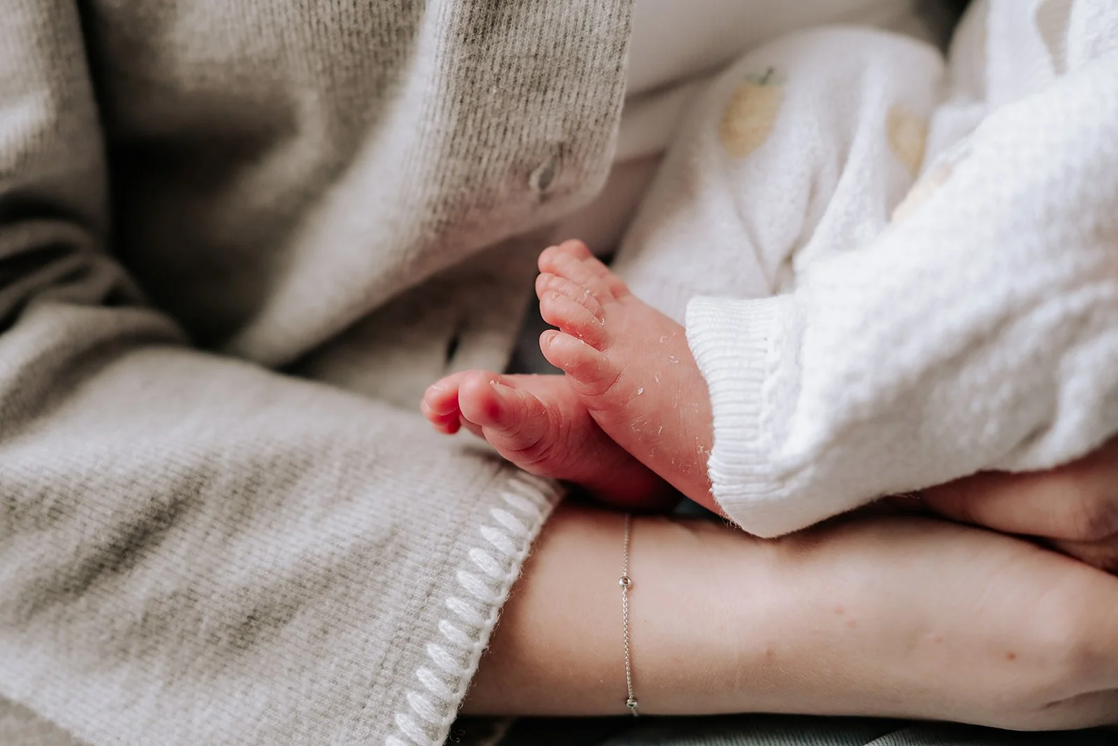 Edinburgh newborn photography at home
