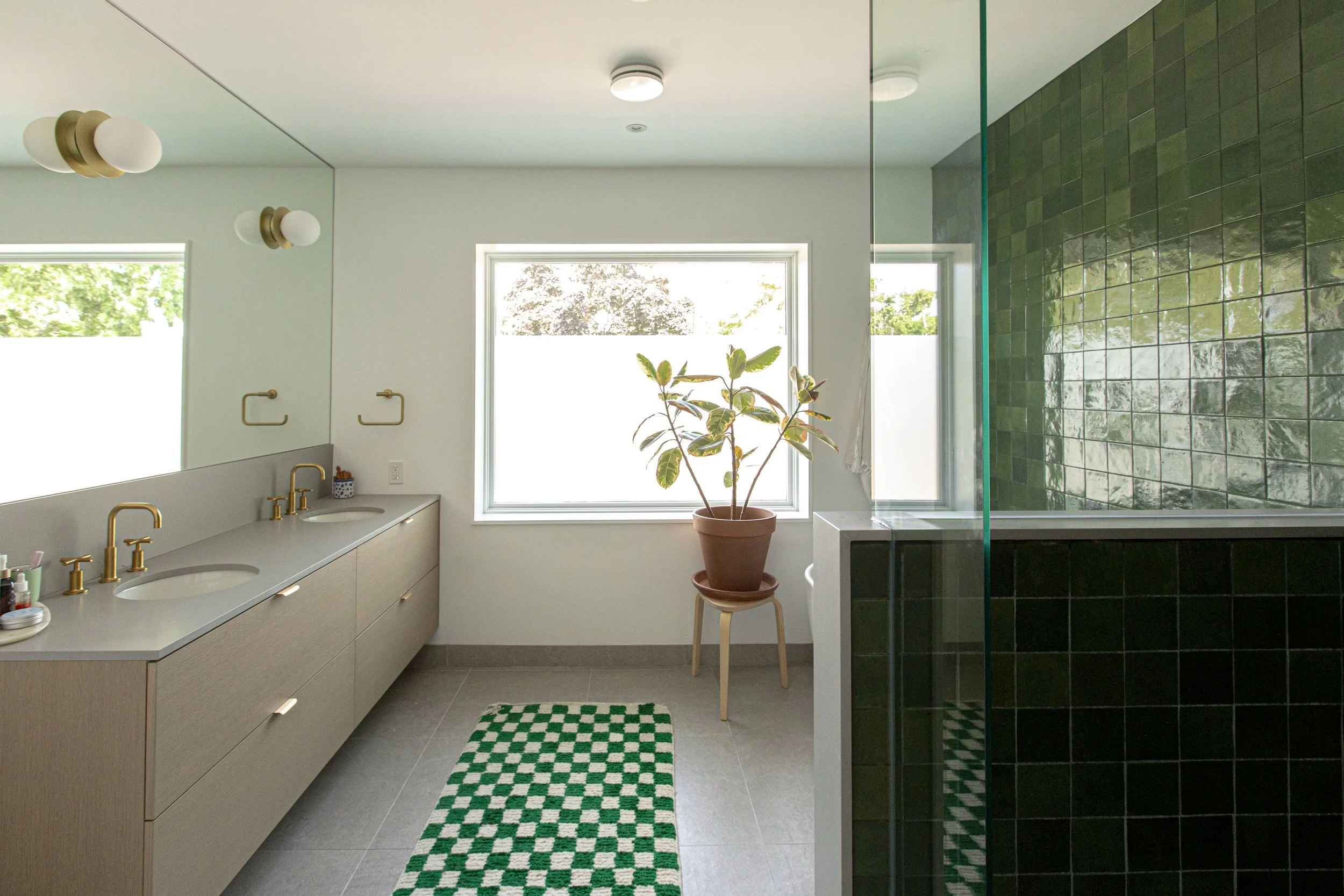 HOME0810.jpg