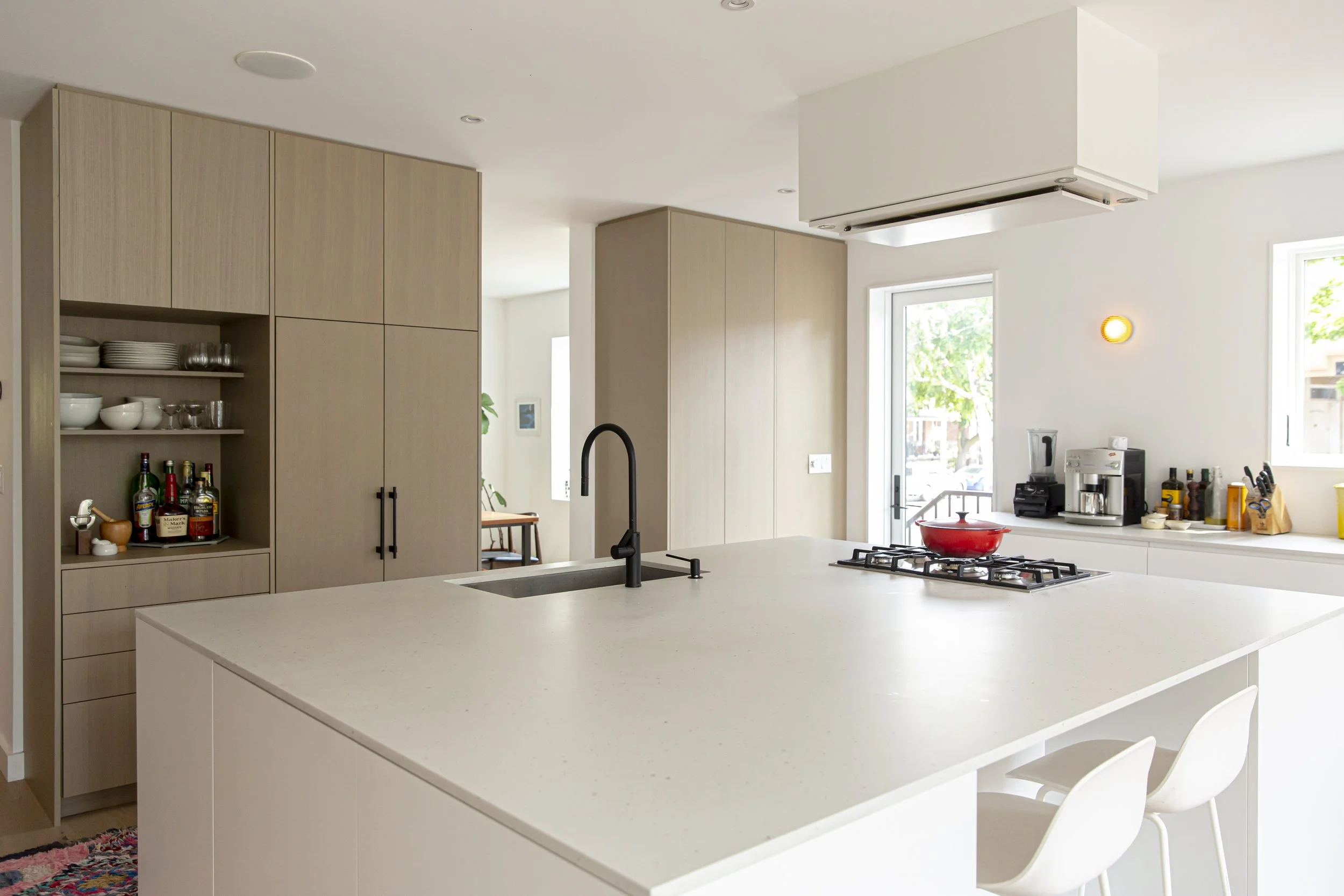 HOME0237.jpg