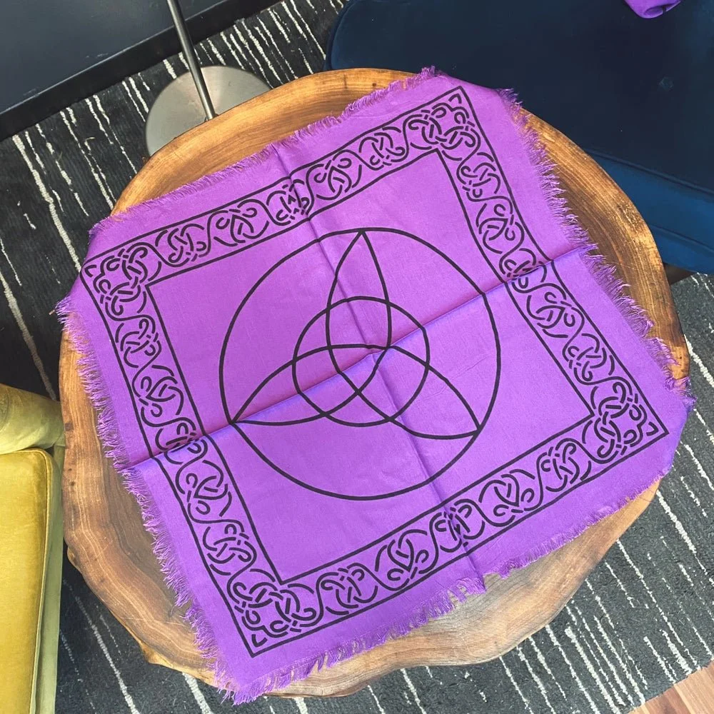 triquetra-altar-cloth-veil.jpeg