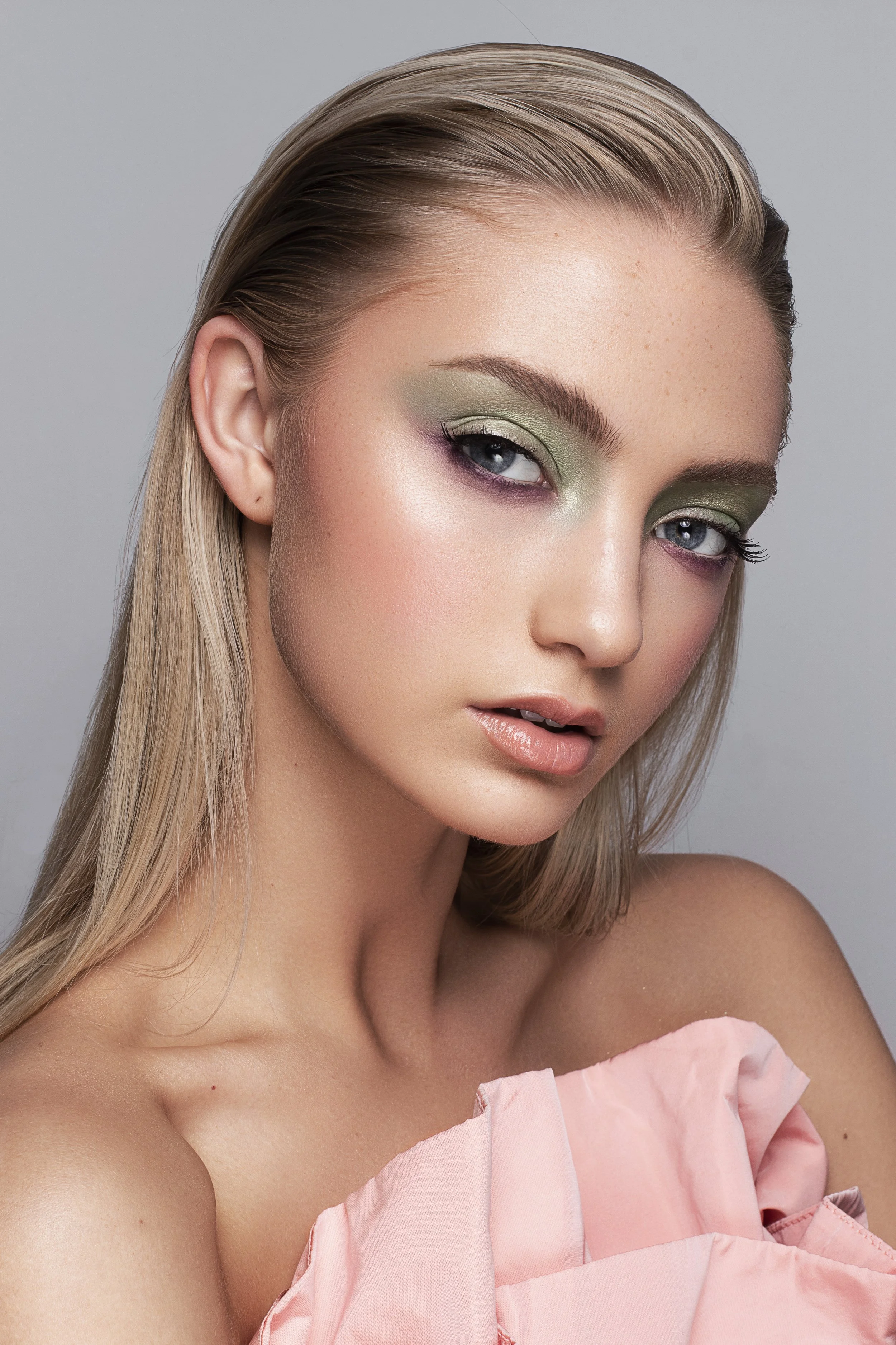 Expressive Beauty Captured in Julia Jeckell's Hair & Makeup Artistry