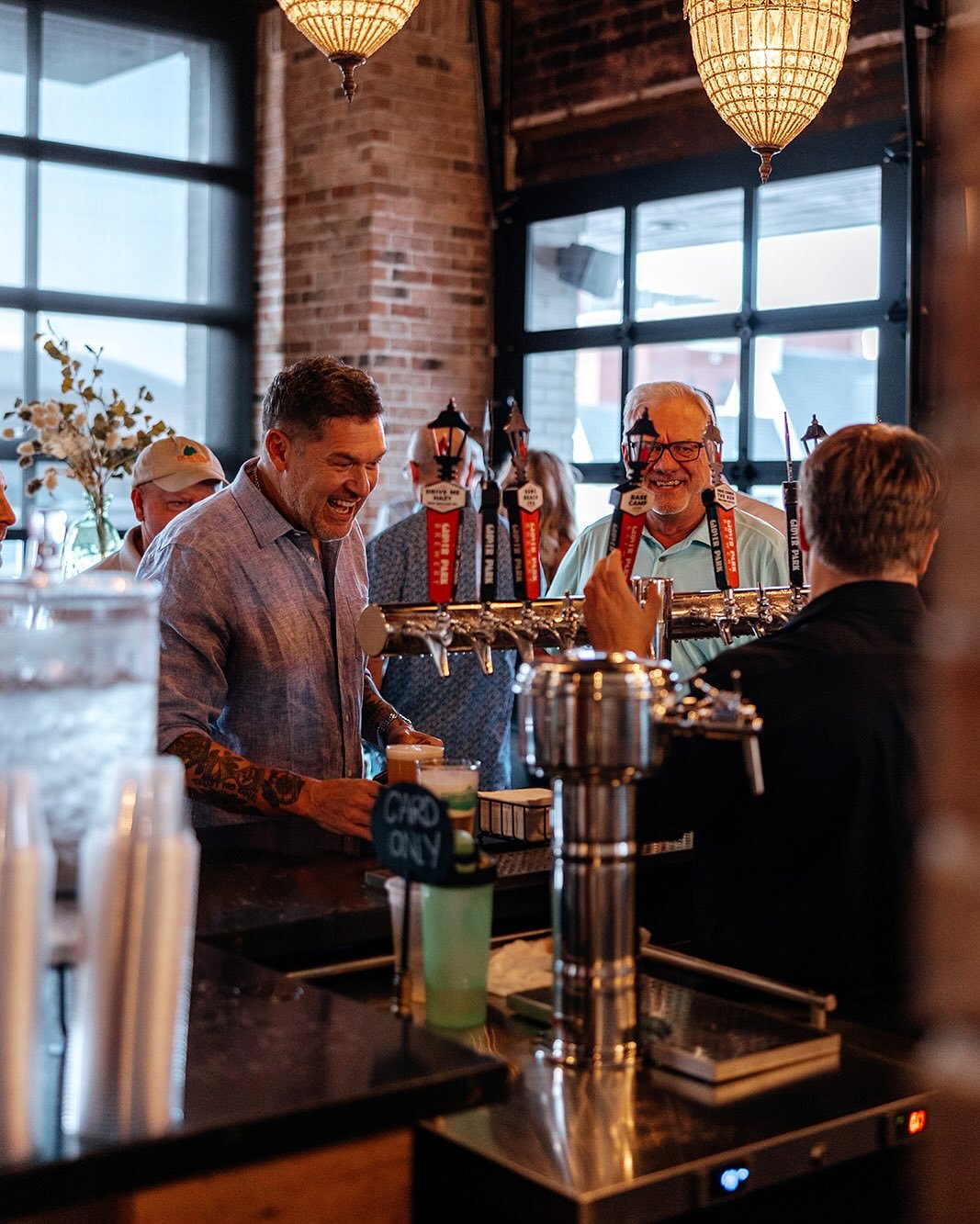 Every year we find ourselves falling more and more in love with autumn events at Glover Park Brewery🍂 There is always a reason to celebrate! If you are still in need of a venue this fall, we have only a few Saturdays left! Click the link in our bio 