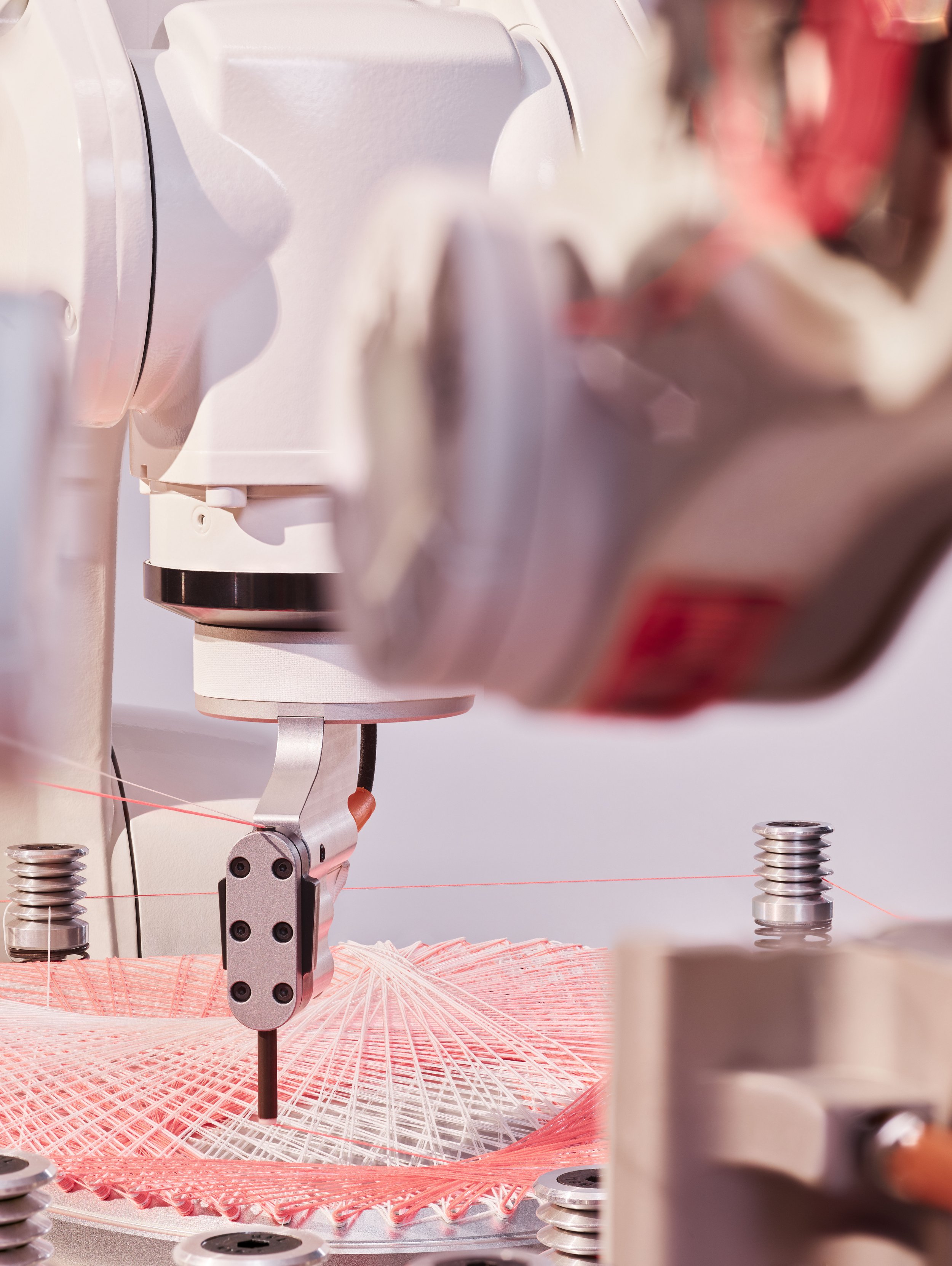 FW20_BRAND_INNOVATION_FUTURECRAFT.STRUNG_ROBOT_DETAIL_1.jpg