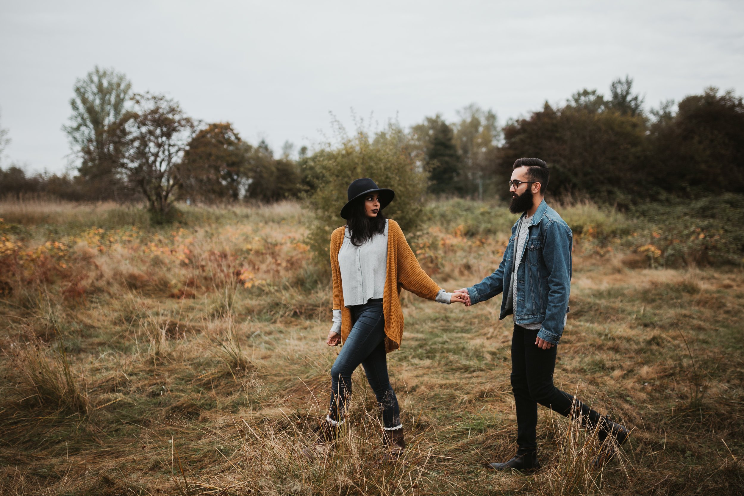 engagement-session-tynehead-park-surrey-10.jpg