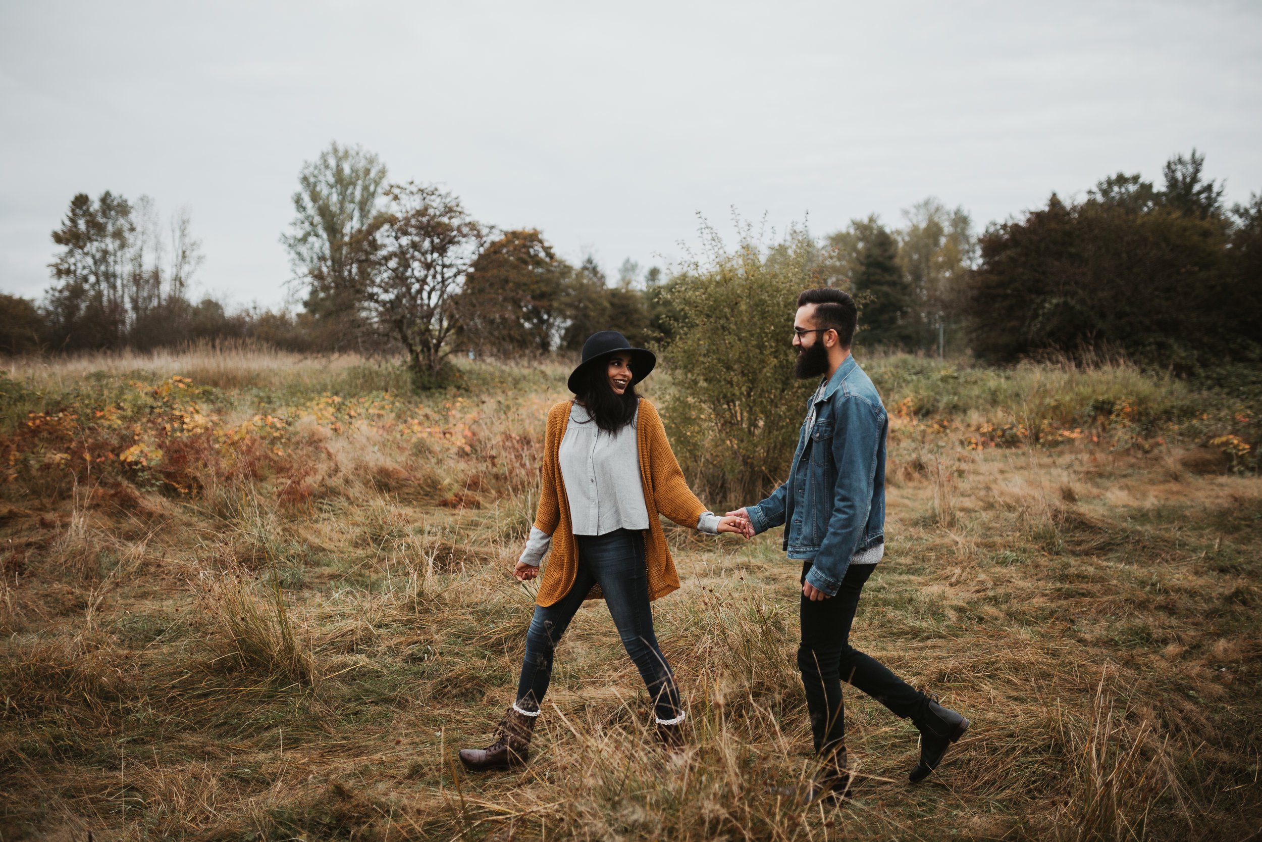 An autumn, fall engagement session at Tynehead Park in Surrey.