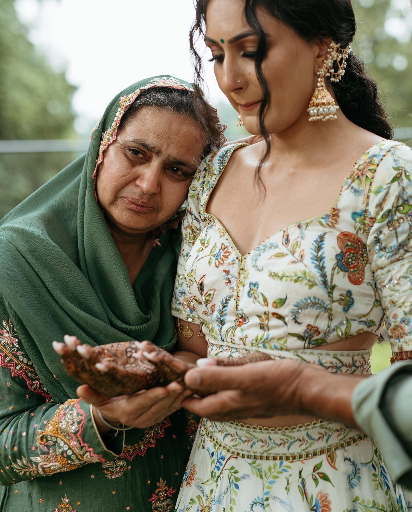 What goes behind a multi-day wedding?

Togetherness, traditions, laughter, joy, sadness, and a lot of pure love!

I&rsquo;m peeling back the curtains to show the beauty and honest moments leading up to your big day. You deserve to be present and phot