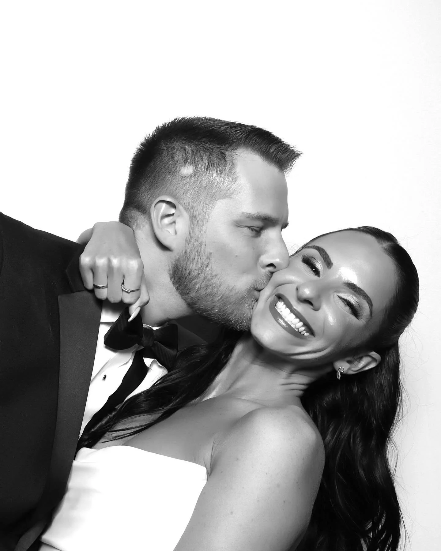 Four photos of Jenna and three photos of Dominic. You&rsquo;ll see why.
.
.
@cescaphe