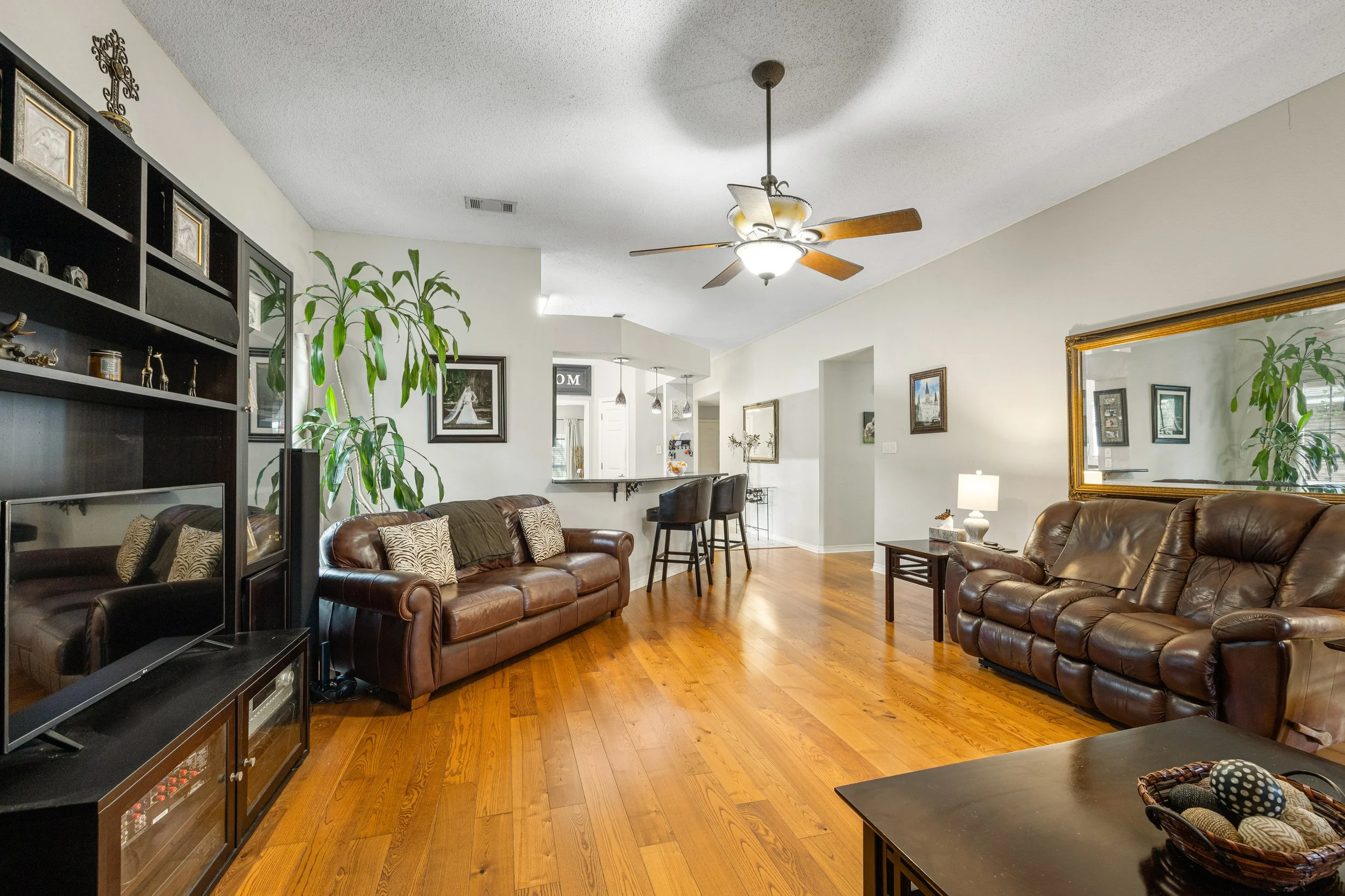 150 Moonraker Drive - 17 .jpg