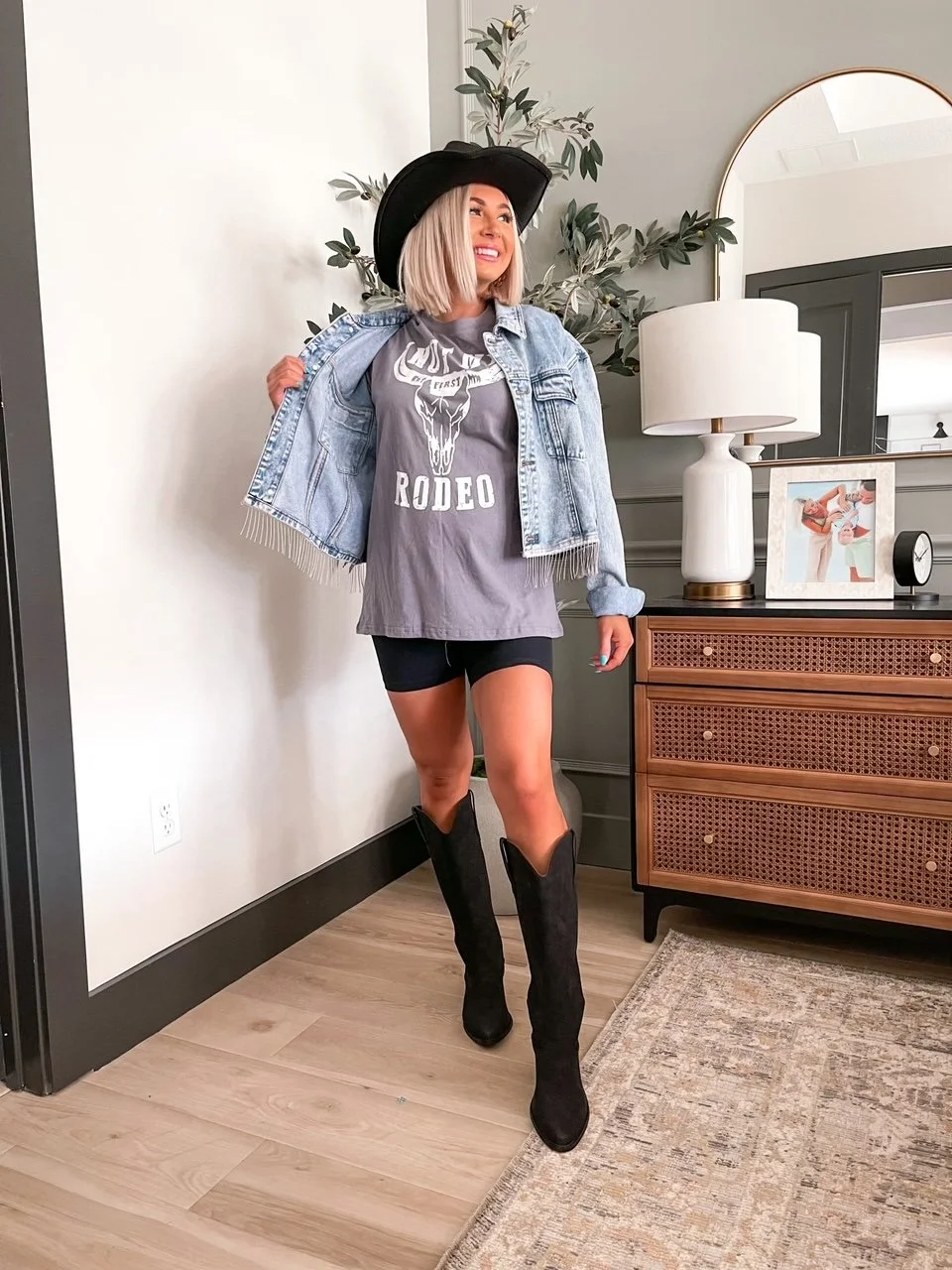 Fringe Jacket Graphic Bodysuit Jeans Concert Outfit