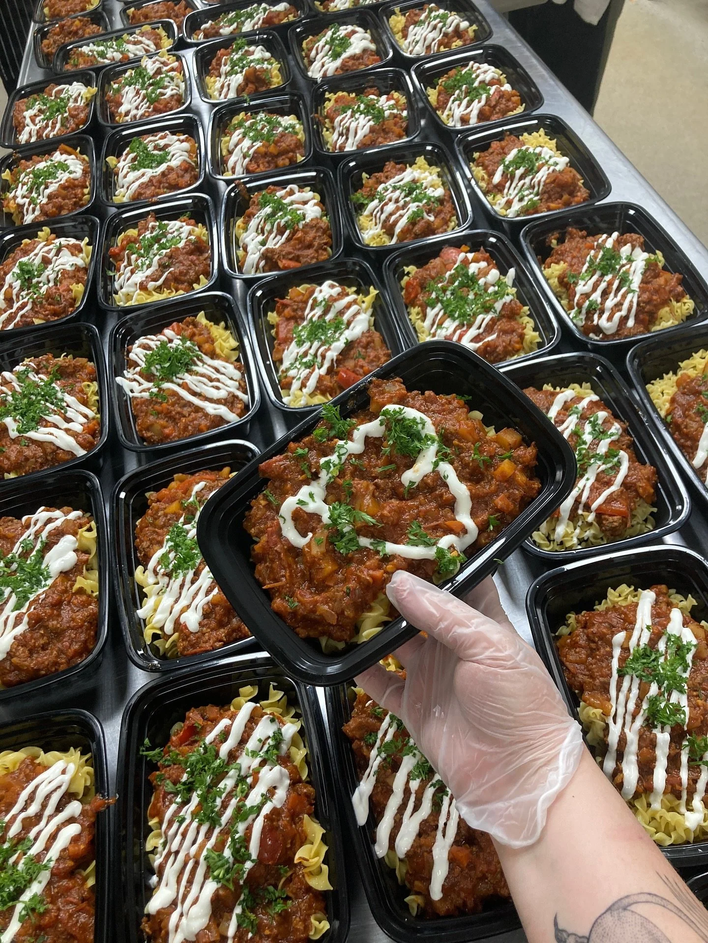 2,218 FREE DIGNIFIED MEALS!

The middle of the summer has some beautiful things and some tough things.  This summer has been really hot but that doesn&rsquo;t stop our friends at @carversvillefarmfoundation from growing incredible produce and @sharin