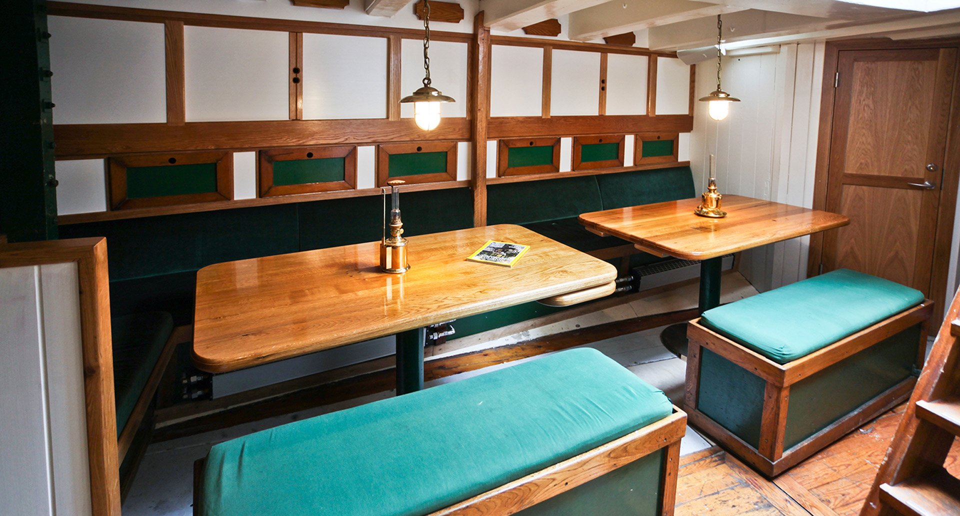 main-saloon-onboard-schooner-opal.jpeg