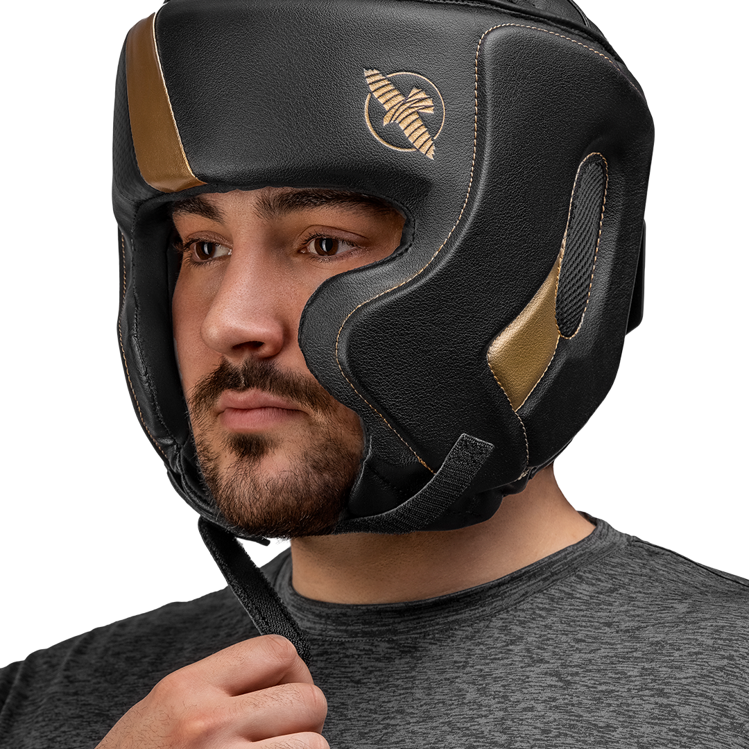 HayabusaT3BoxingHeadgear_BlackGoldModel_Strap.png