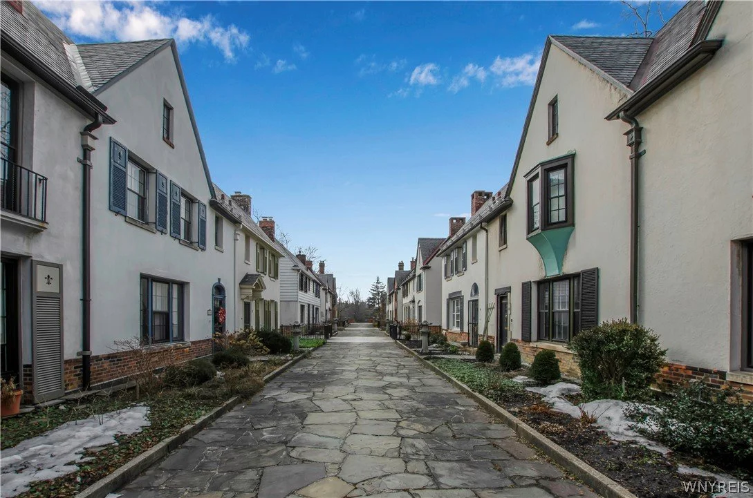 Mayfair Lane in winter