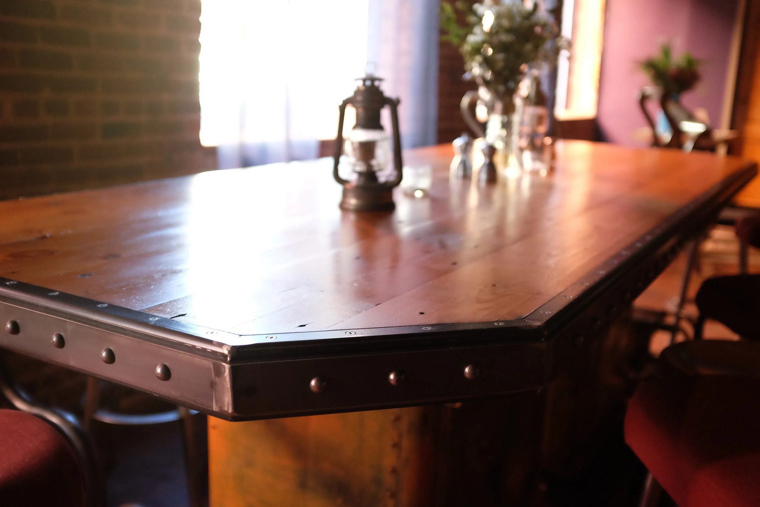 Bar Table Detail