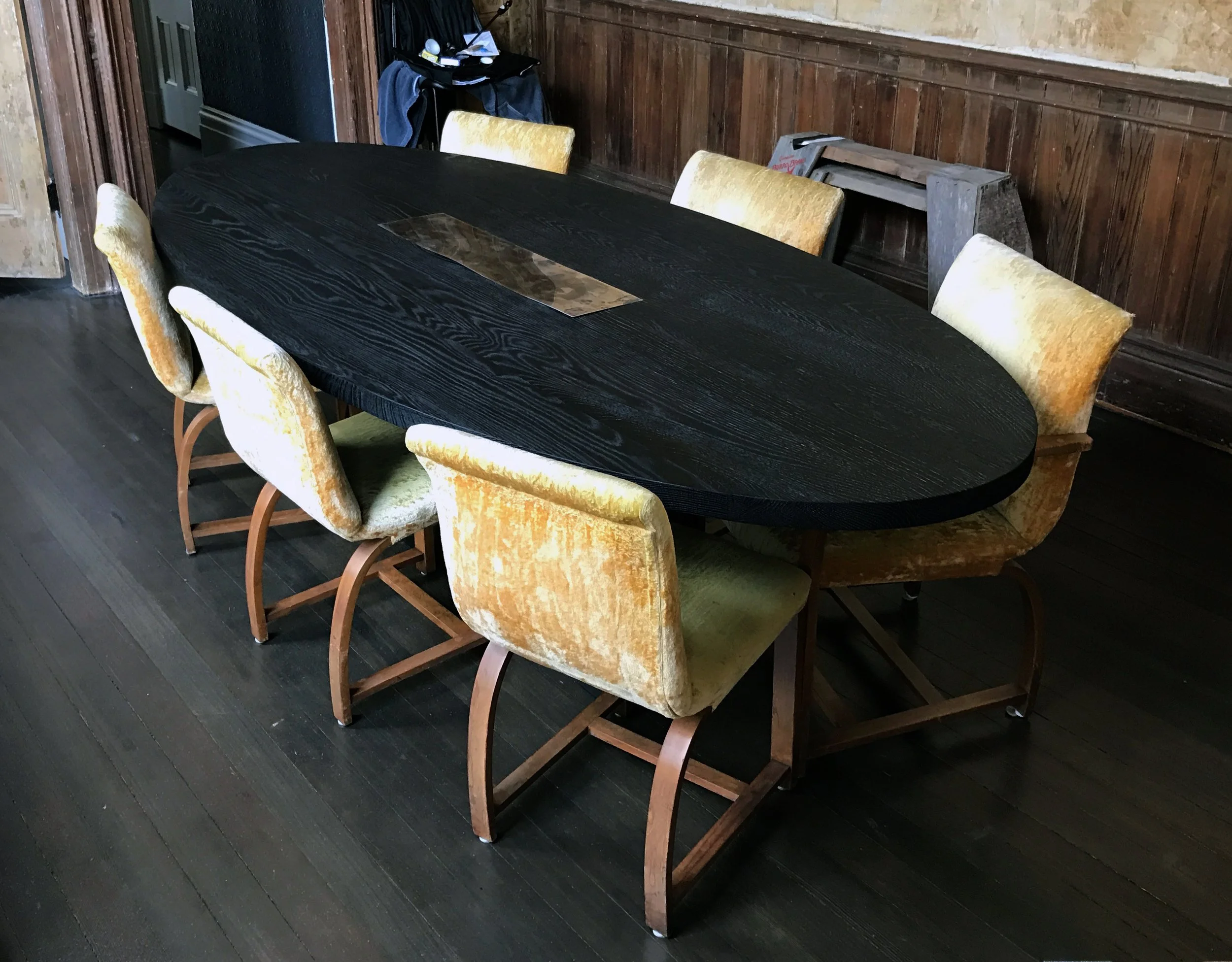 Private Residence Oval Table