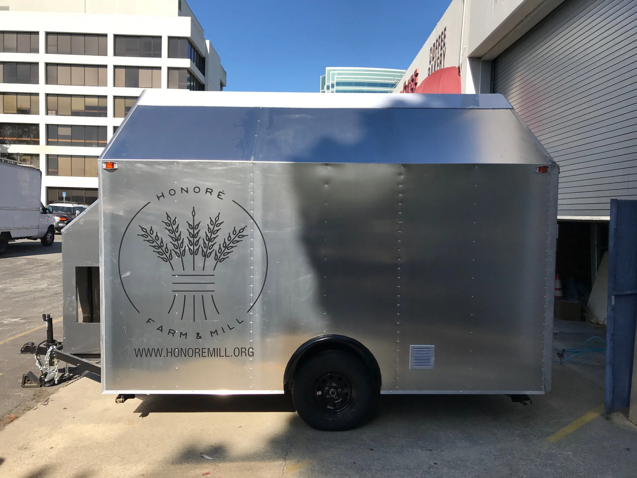 Mobile Wheat Flour Mill Custom Trailer