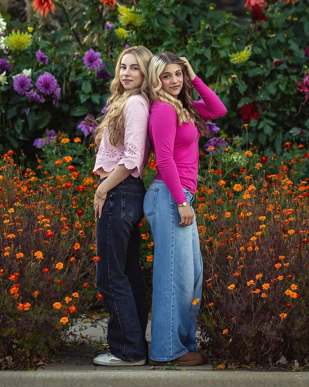🌸 WHEN INSPIRATION BLOOMS ON THE SIDE OF THE ROAD: Manon &amp; Mia&rsquo;s Senior Floral Photoshoot 🌸

What a joy it was to photograph these two beauties!

To see more from this gorgeous floral session, visit my brand new blog! I&rsquo;ll be sharin
