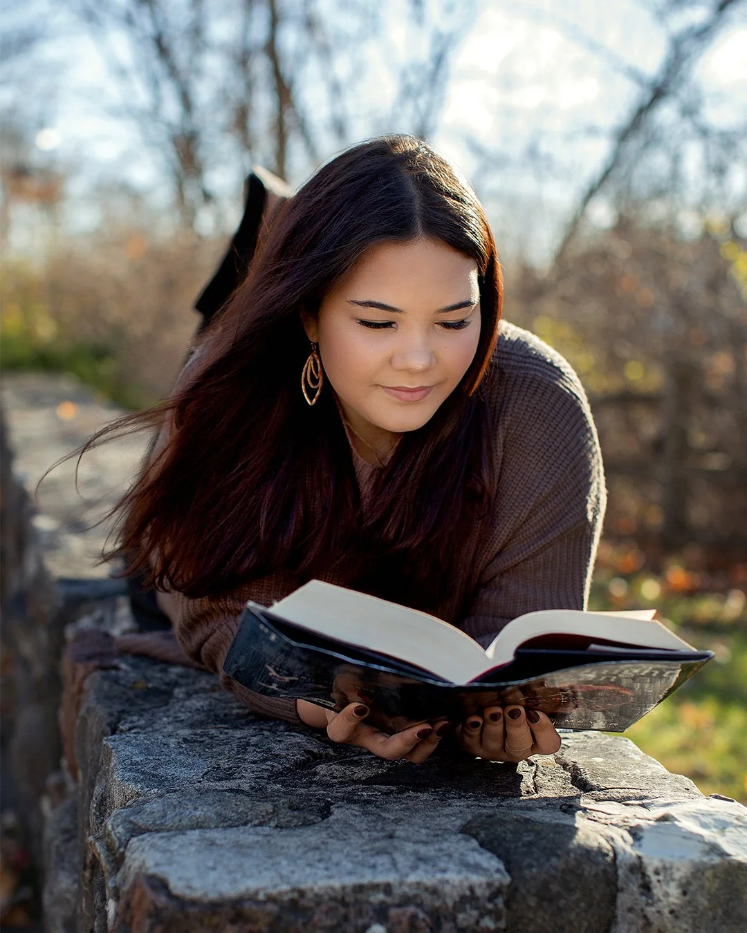 #🤎 L I L L I A N 🤎

With Lillian&rsquo;s love of books and gentle energy, a soft, cinematic approach was the perfect vibe for her session. We began in downtown Cedarburg, with textured streets, warm tones, and a touch of &ldquo;fire&rdquo; at Rivol